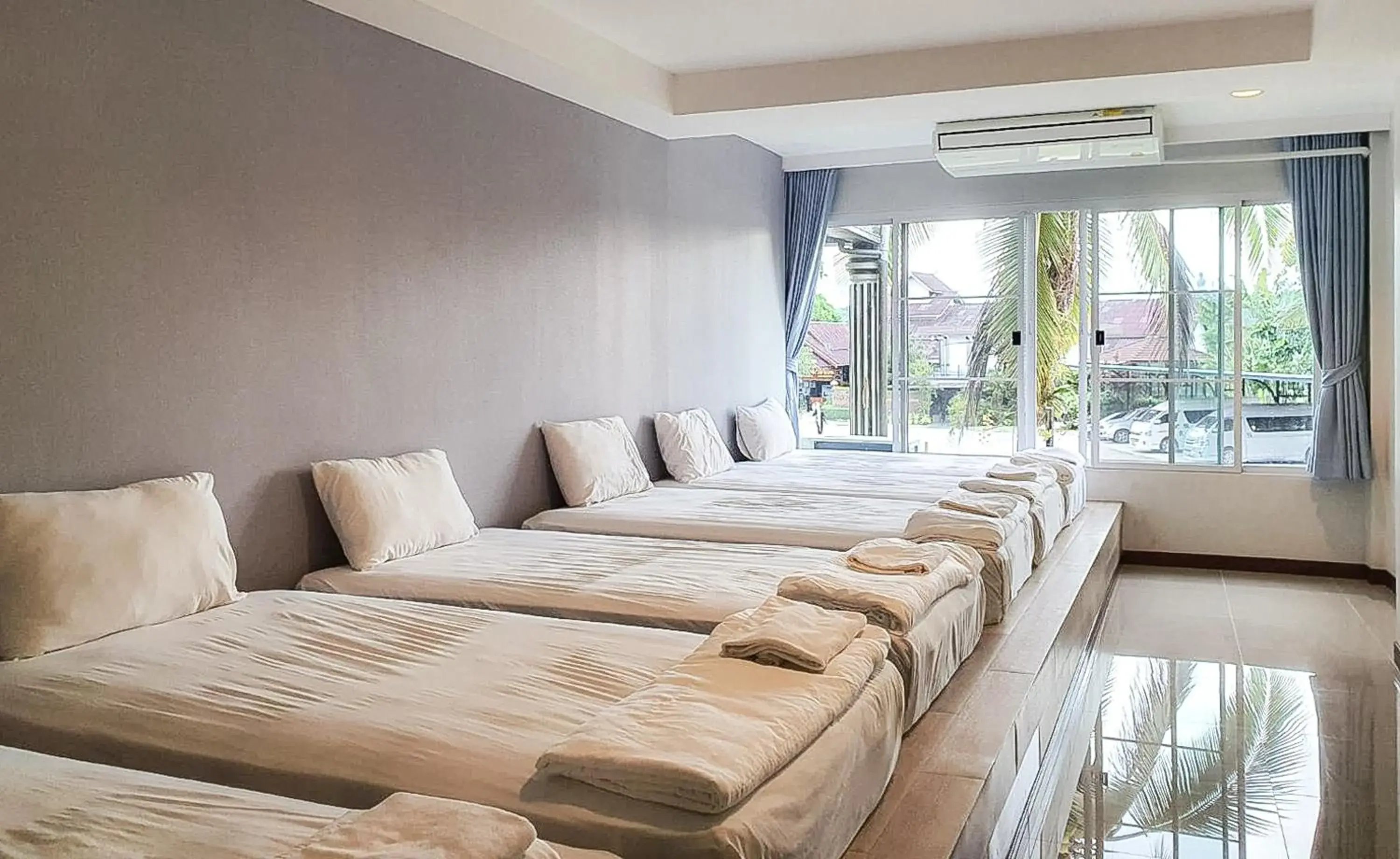 Family Room with Garden View in Phornpailin Riverside Resort Family Room with Garden View in Phornpailin Riverside Resort