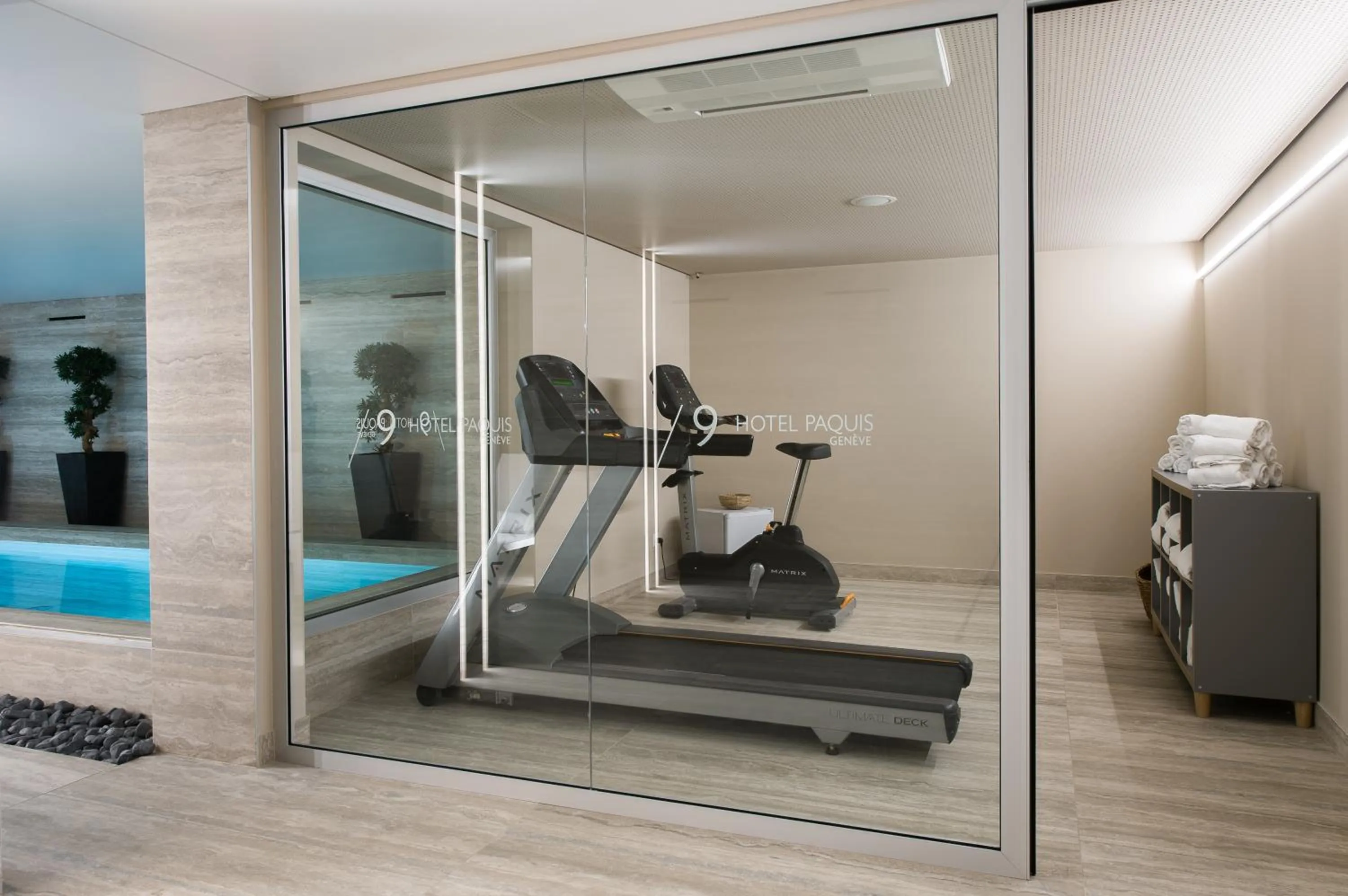 Fitness centre/facilities in 9Hotel Paquis