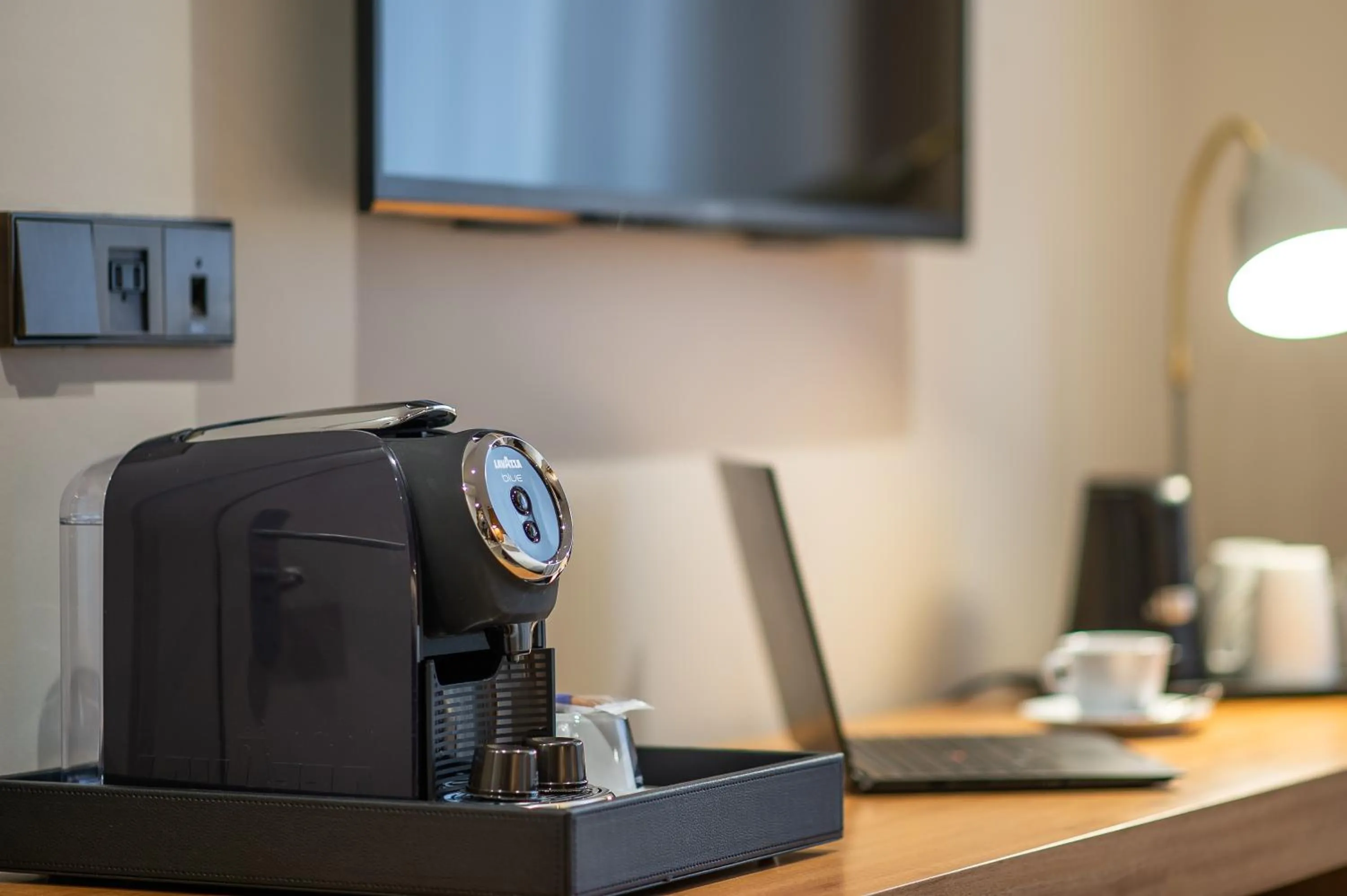 Coffee/tea facilities in 9Hotel Paquis