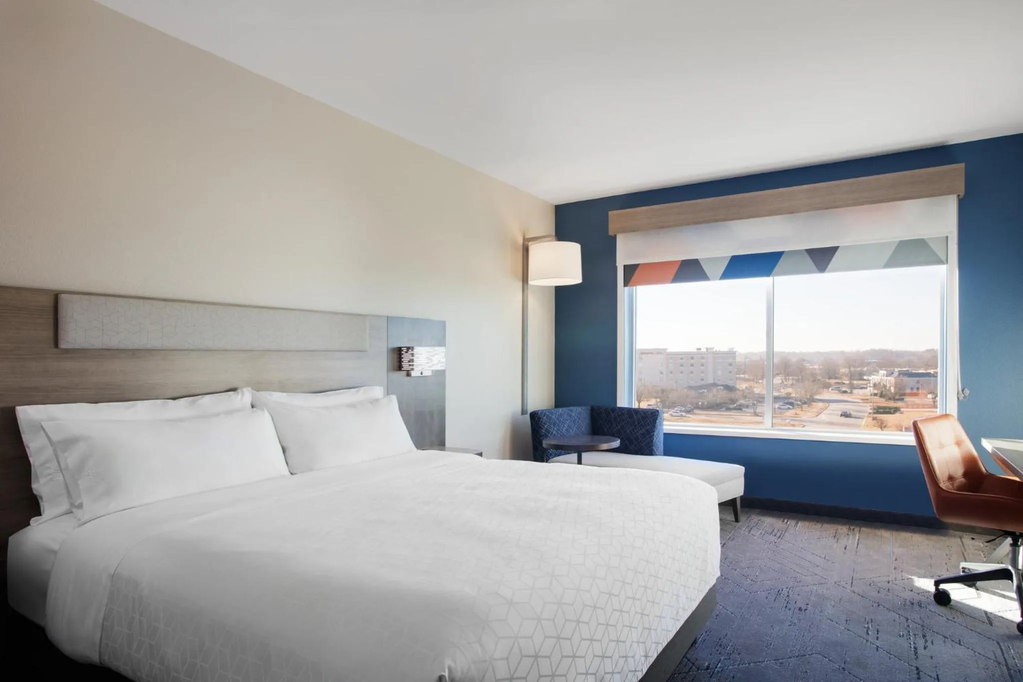 Photo of the whole room, Bed in Holiday Inn Express Williamston by IHG