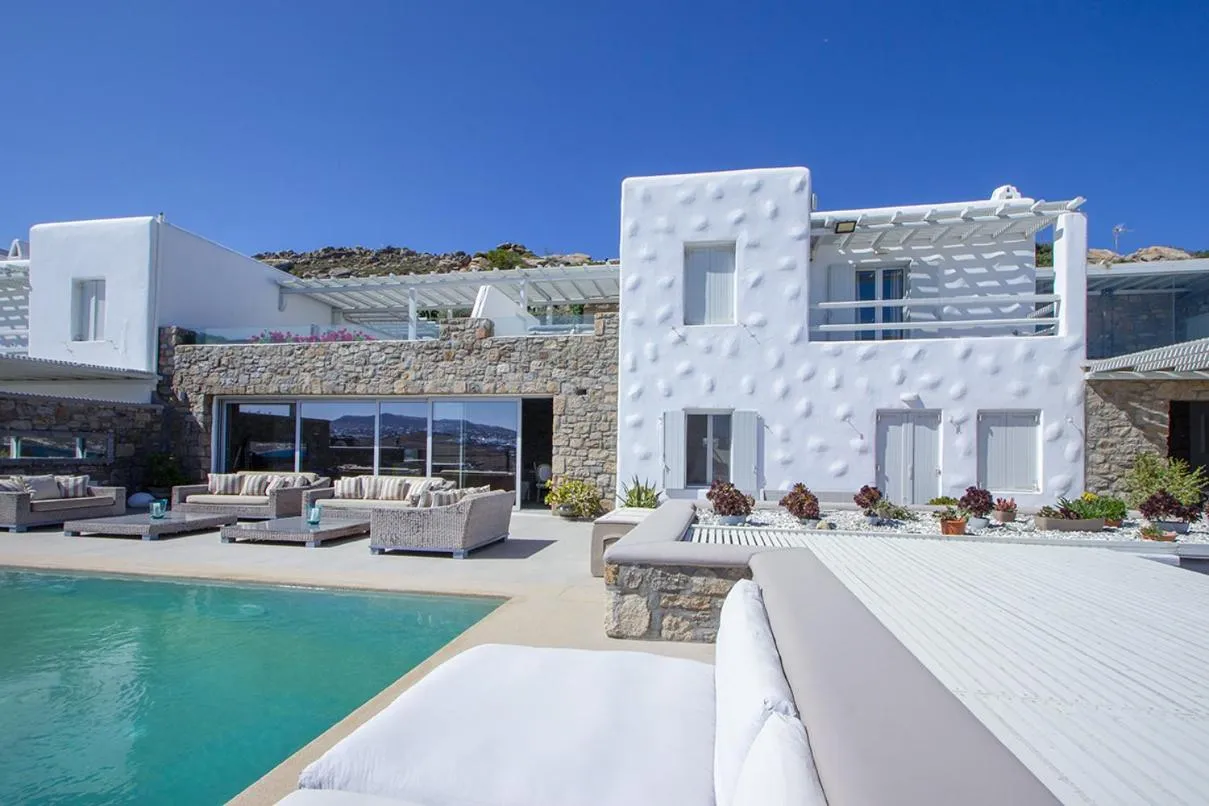 Amaris Mykonian Residence