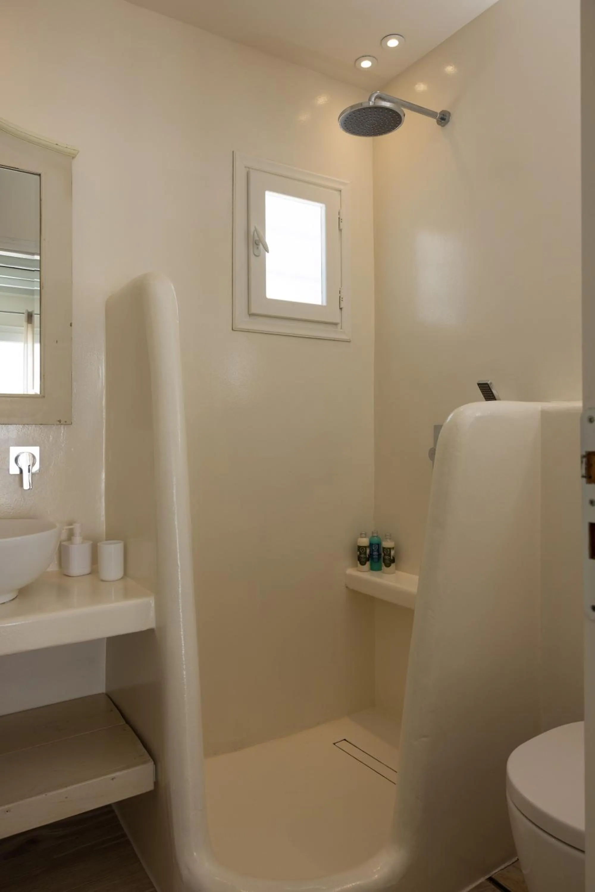 Amaris Mykonian Residence