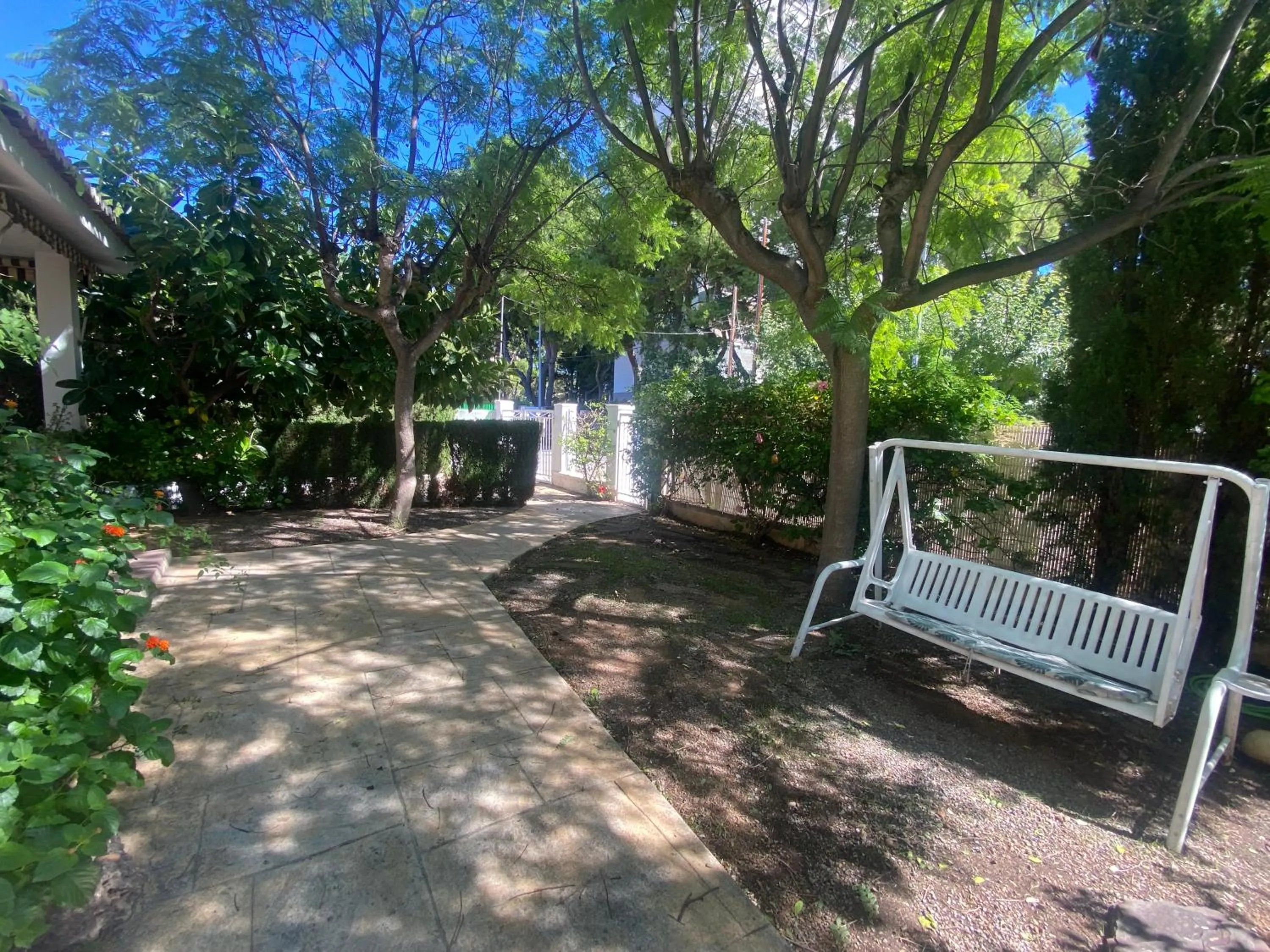 Garden in Travel Habitat Benicassim