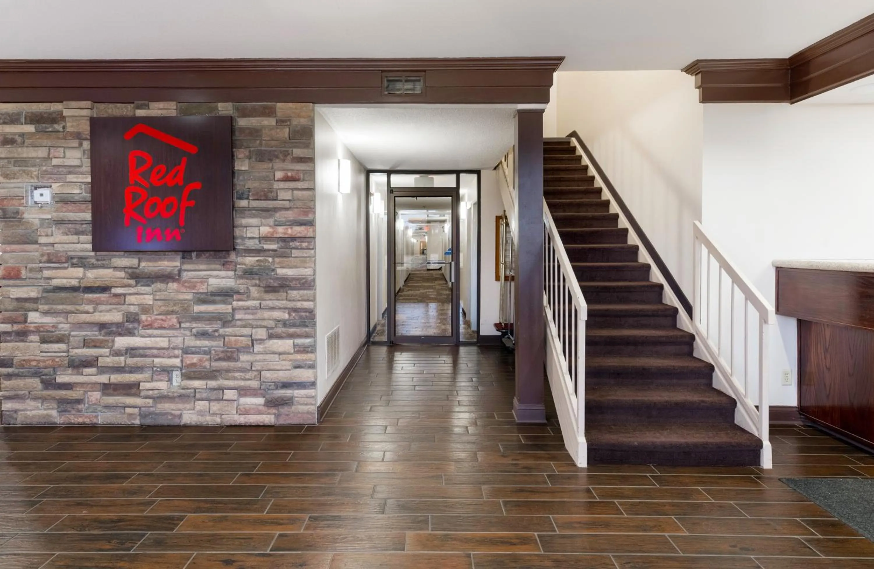 Lobby or reception in Red Roof Inn Fort Wayne