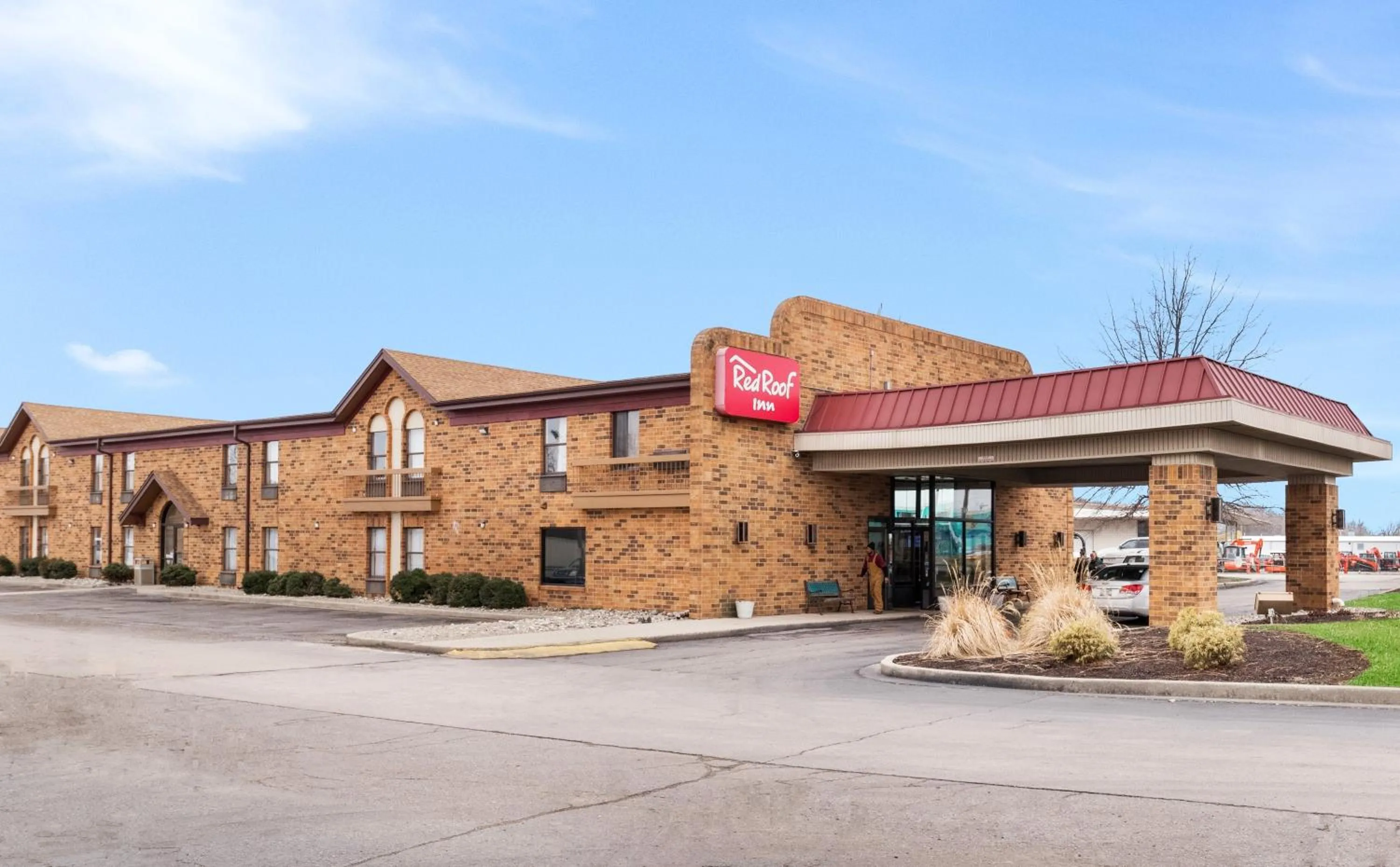 Property building in Red Roof Inn Fort Wayne