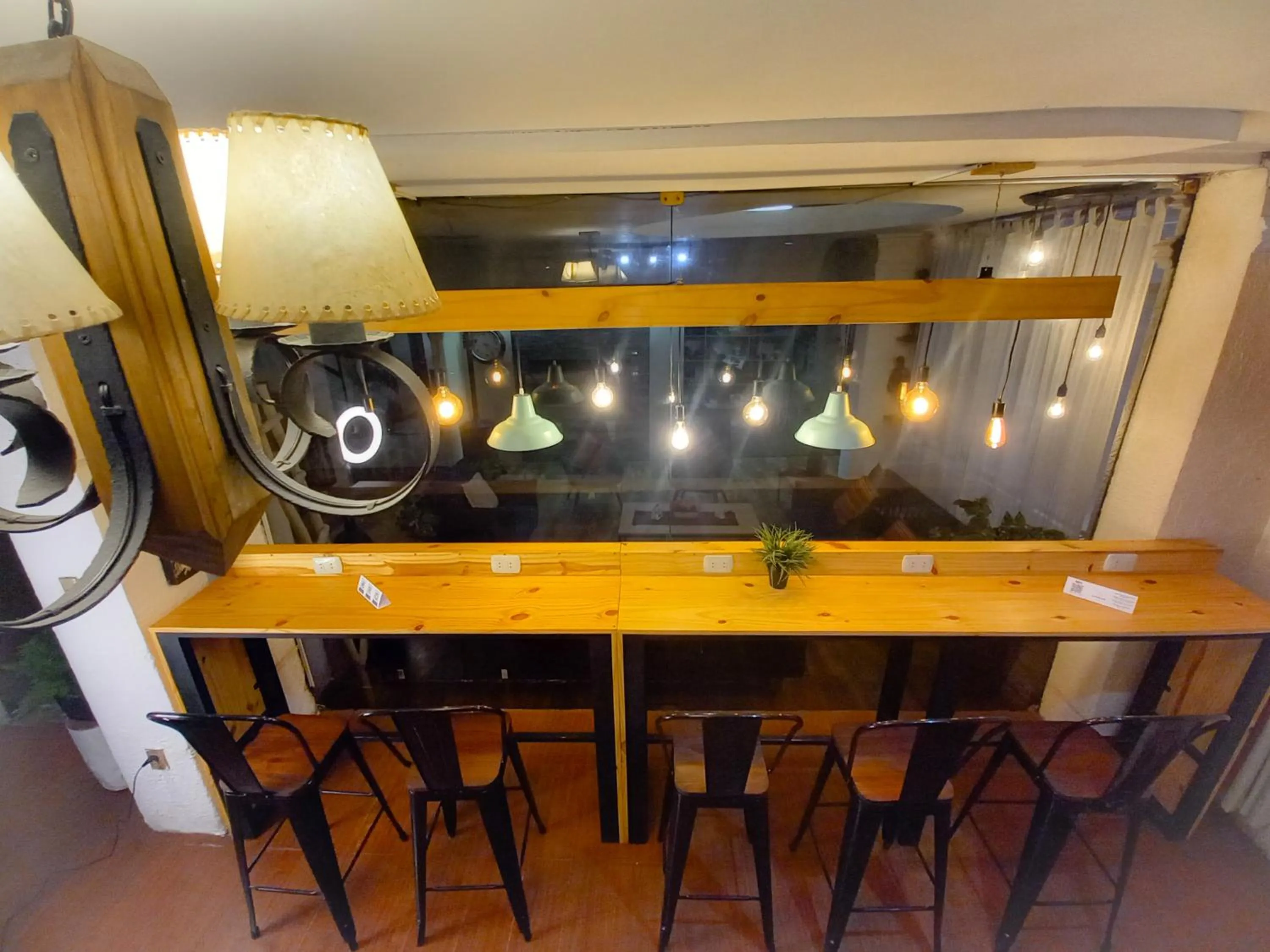 Lounge or bar in Hotel Sagarnaga