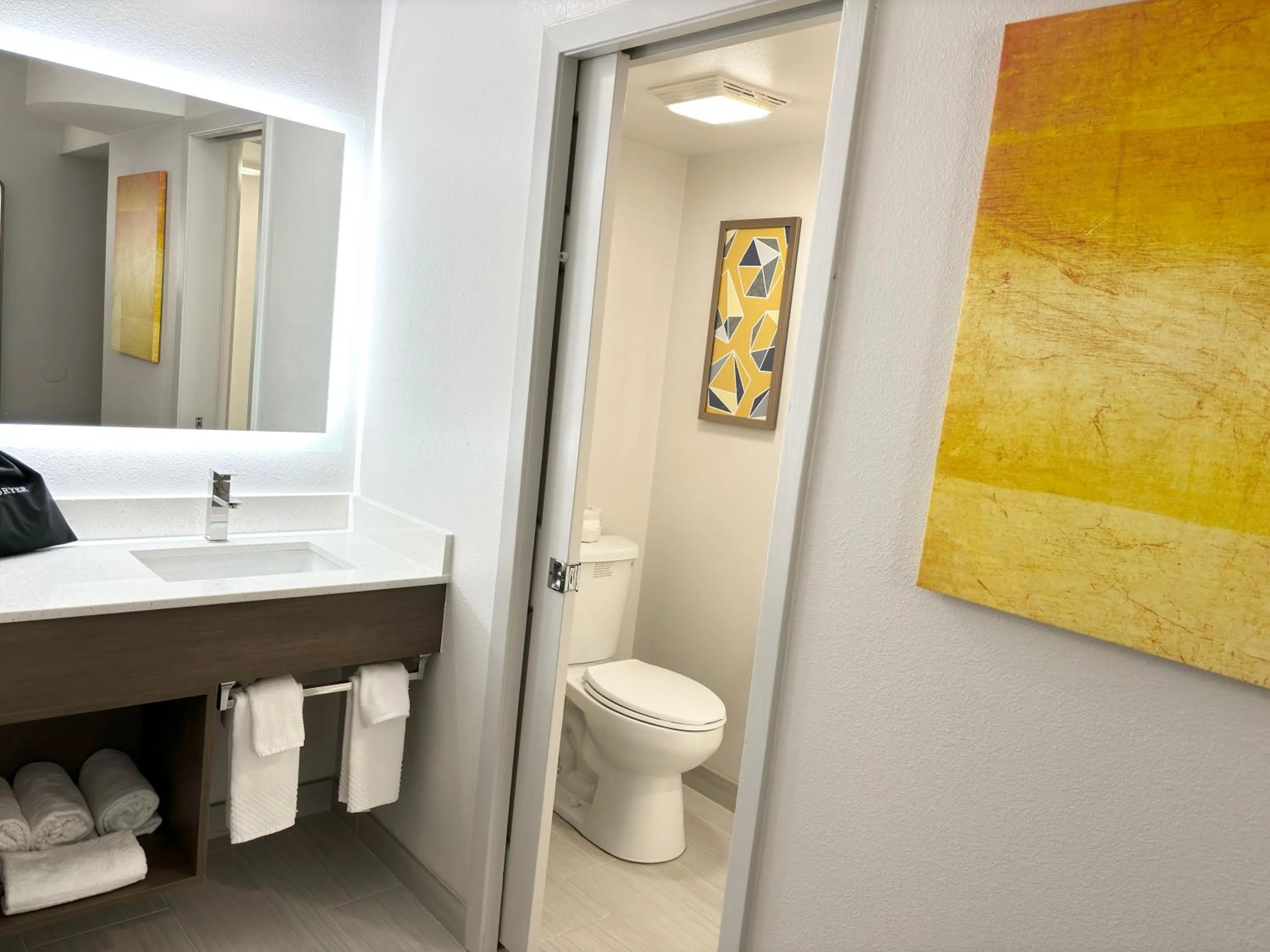 Bathroom in Comfort Inn Marietta-Atlanta near Ballpark-Galleria