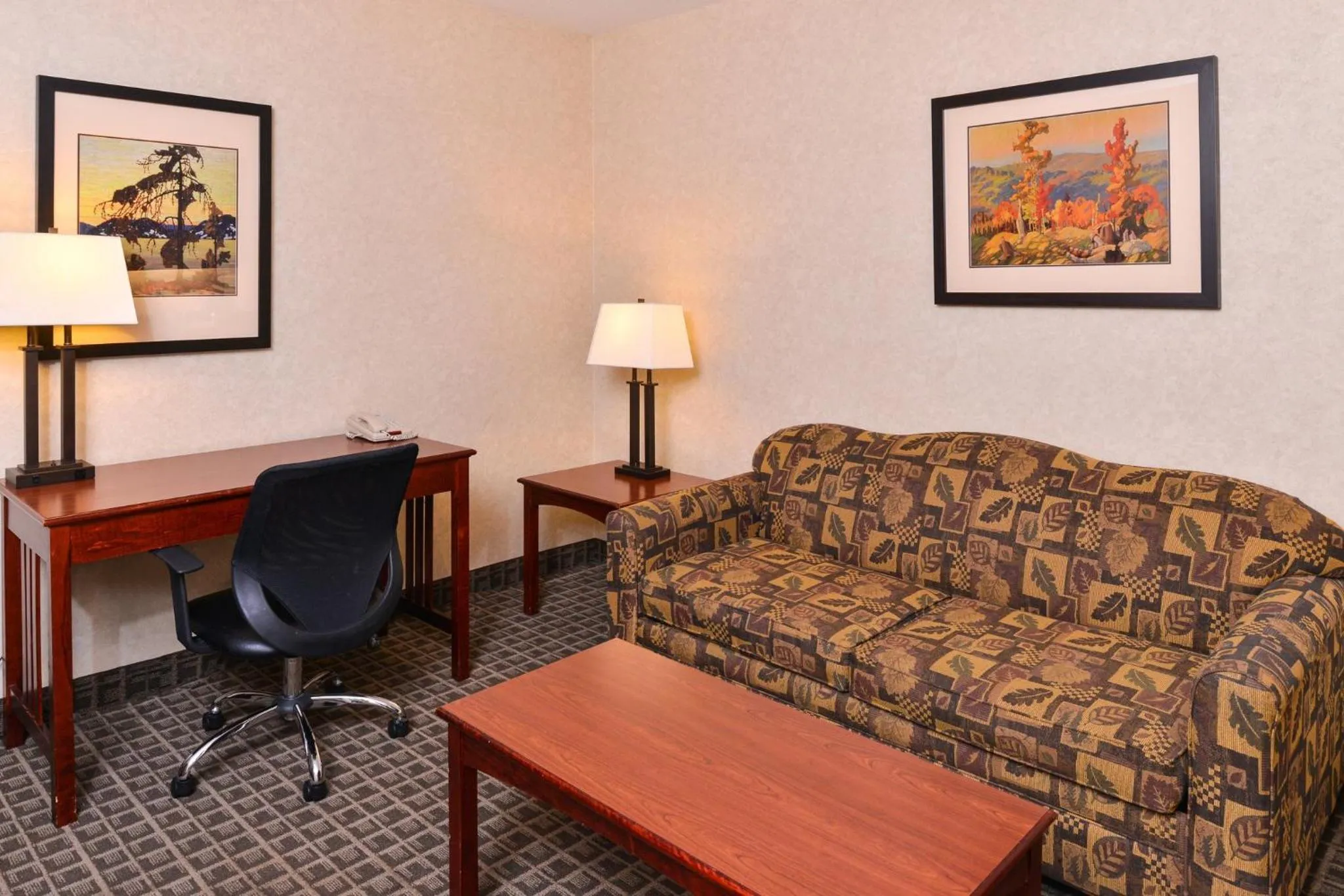Photo of the whole room in Holiday Inn Express Edmonton North by IHG