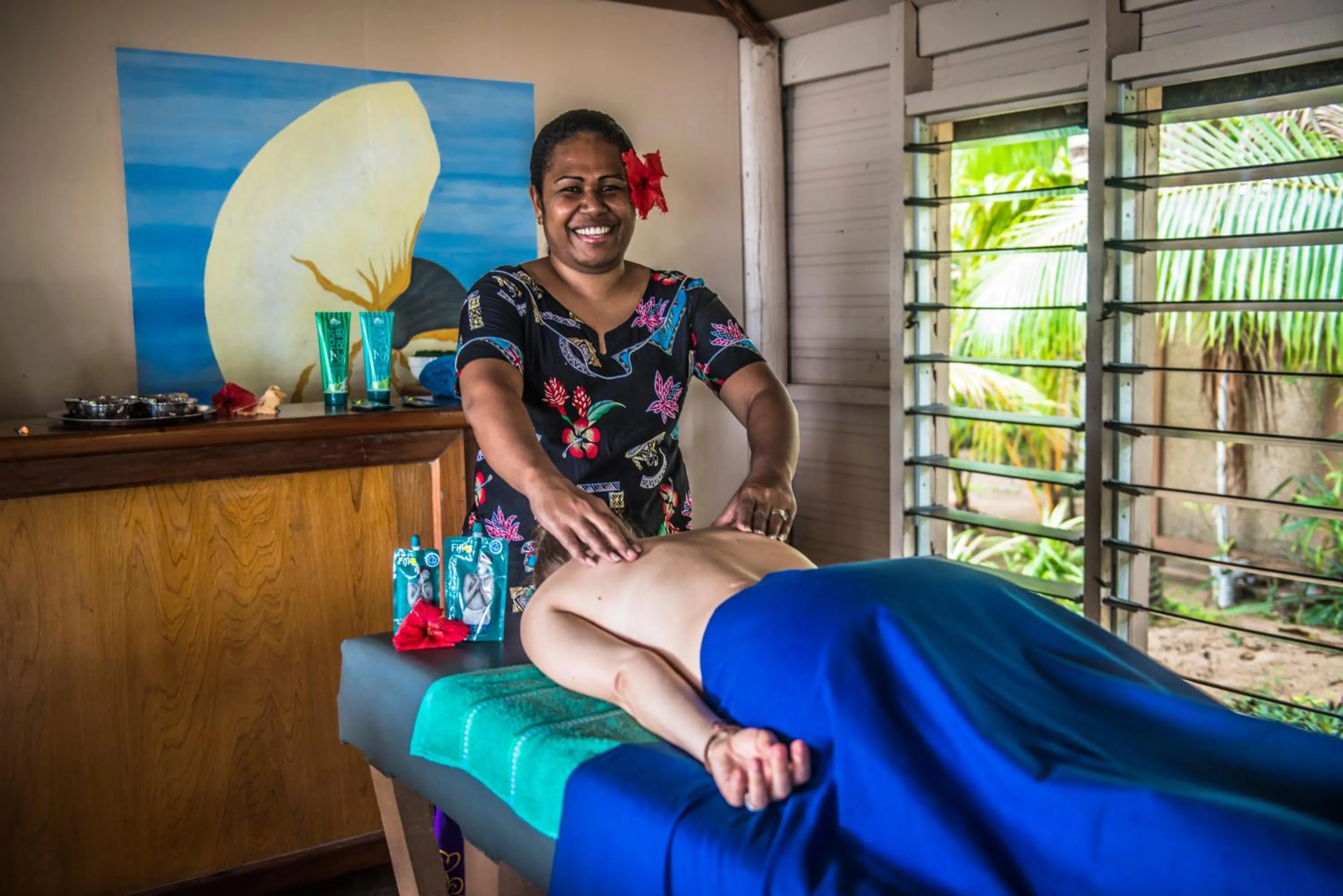Massage in Likuri Island Resort Fiji