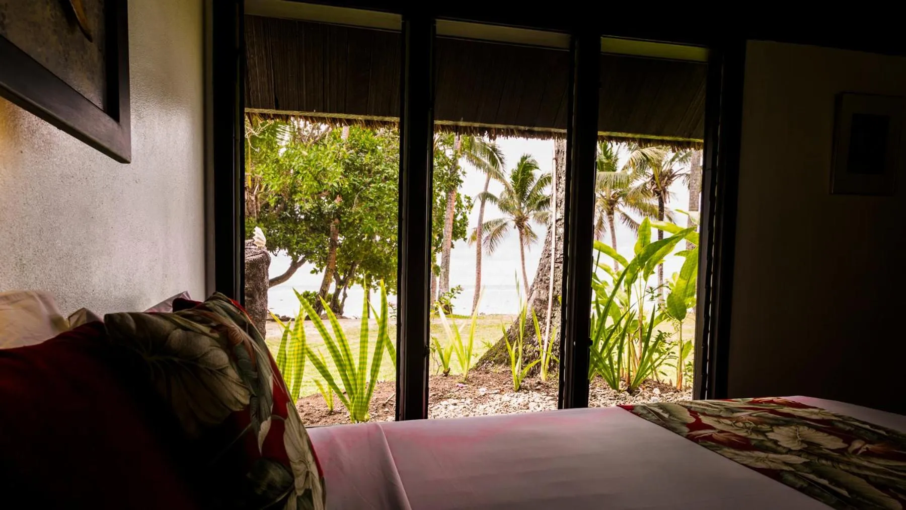 Bed in Tambua Sands Beach Resort