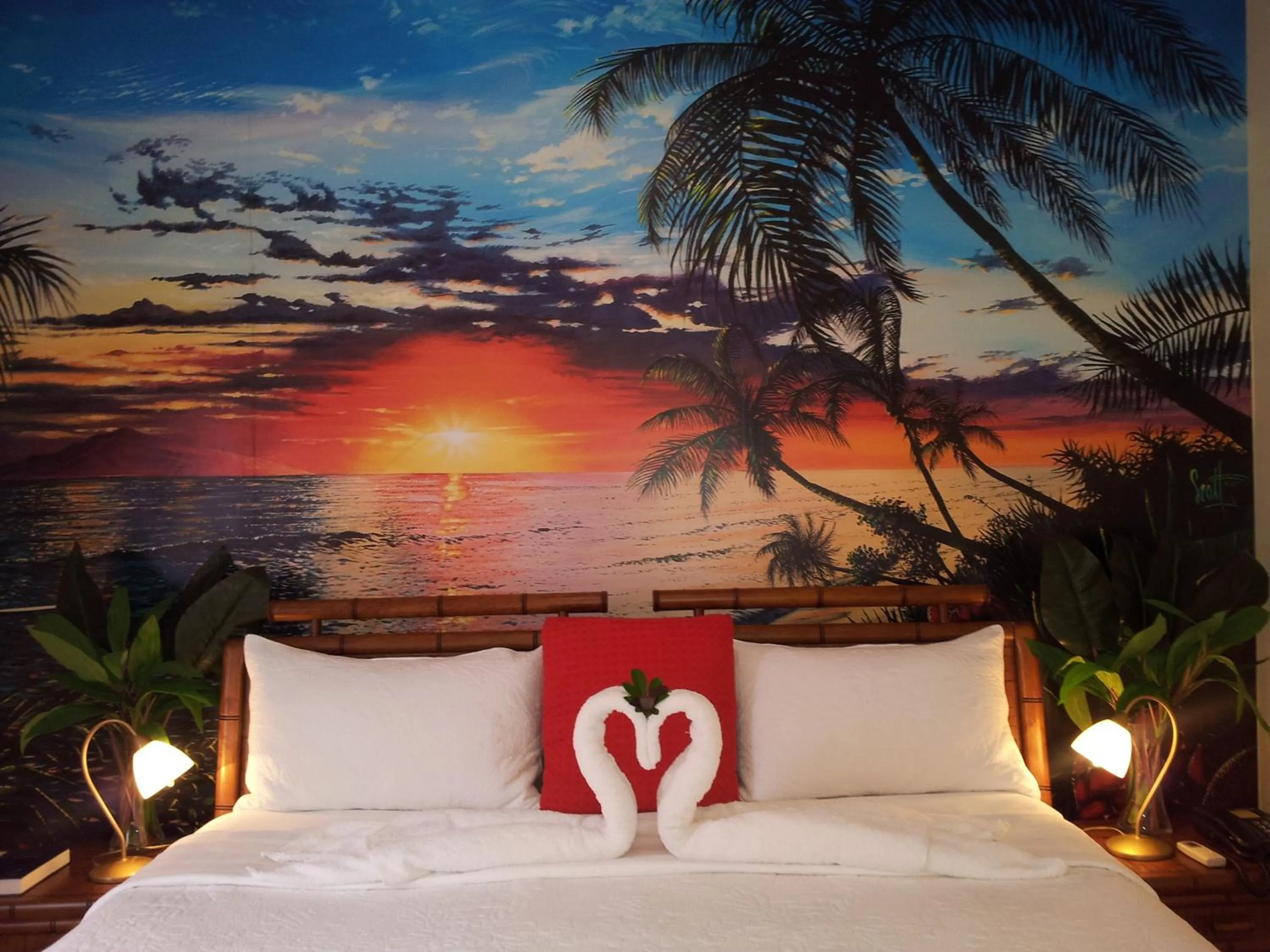 Bed in Little Italy Hotel