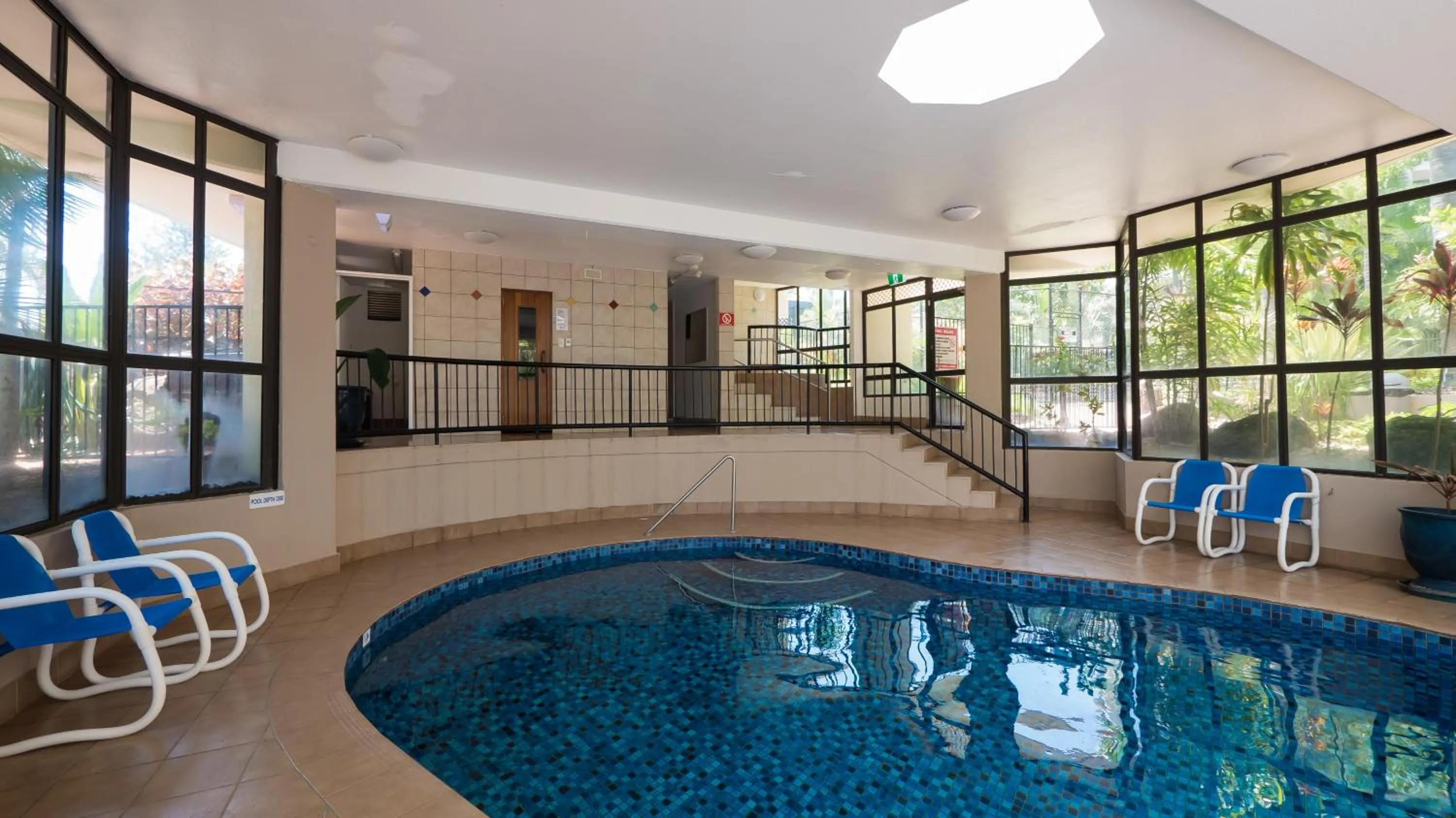 Swimming pool in Alexander Holiday Apartments
