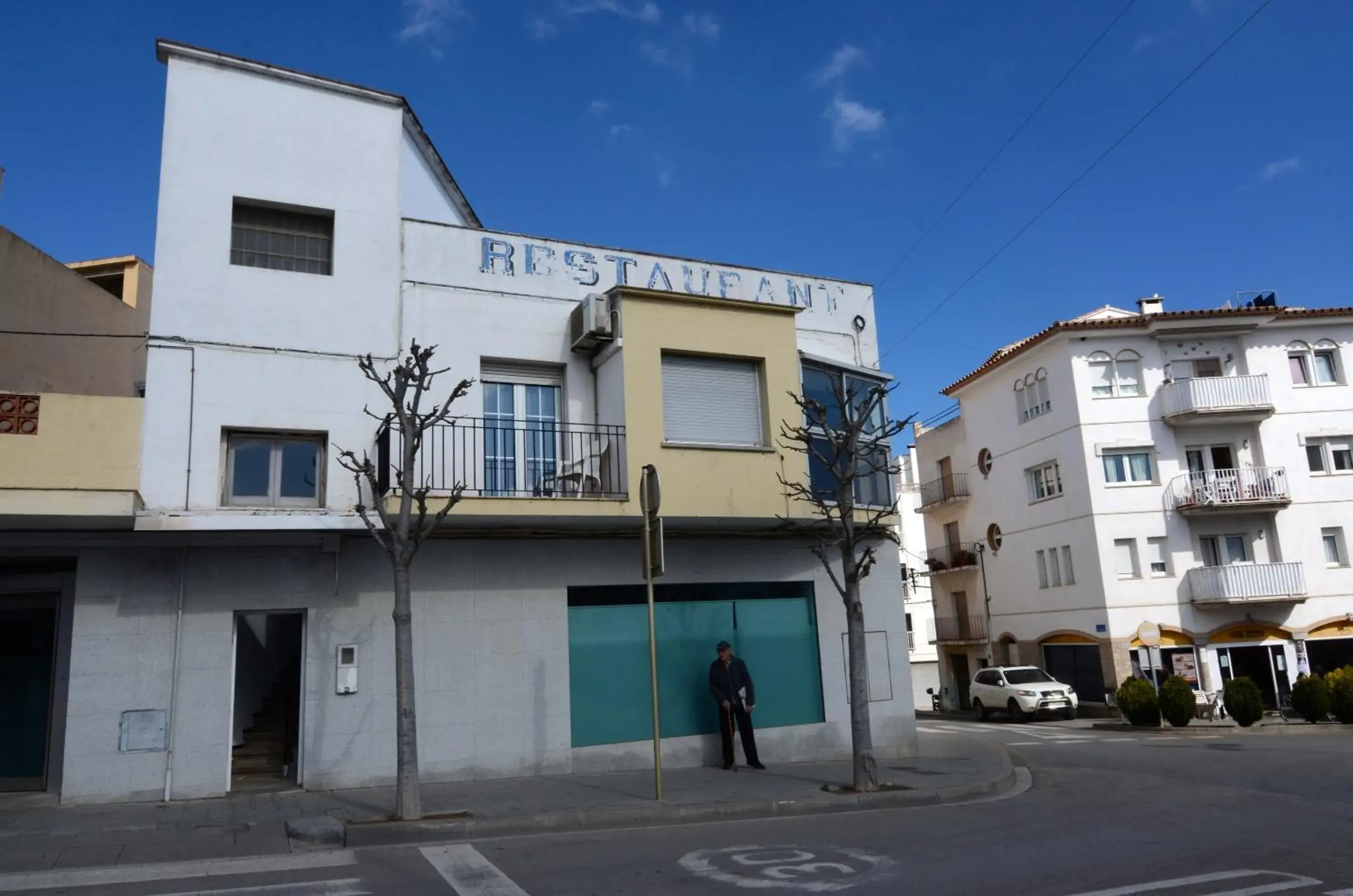 Les Escoles Les Escoles