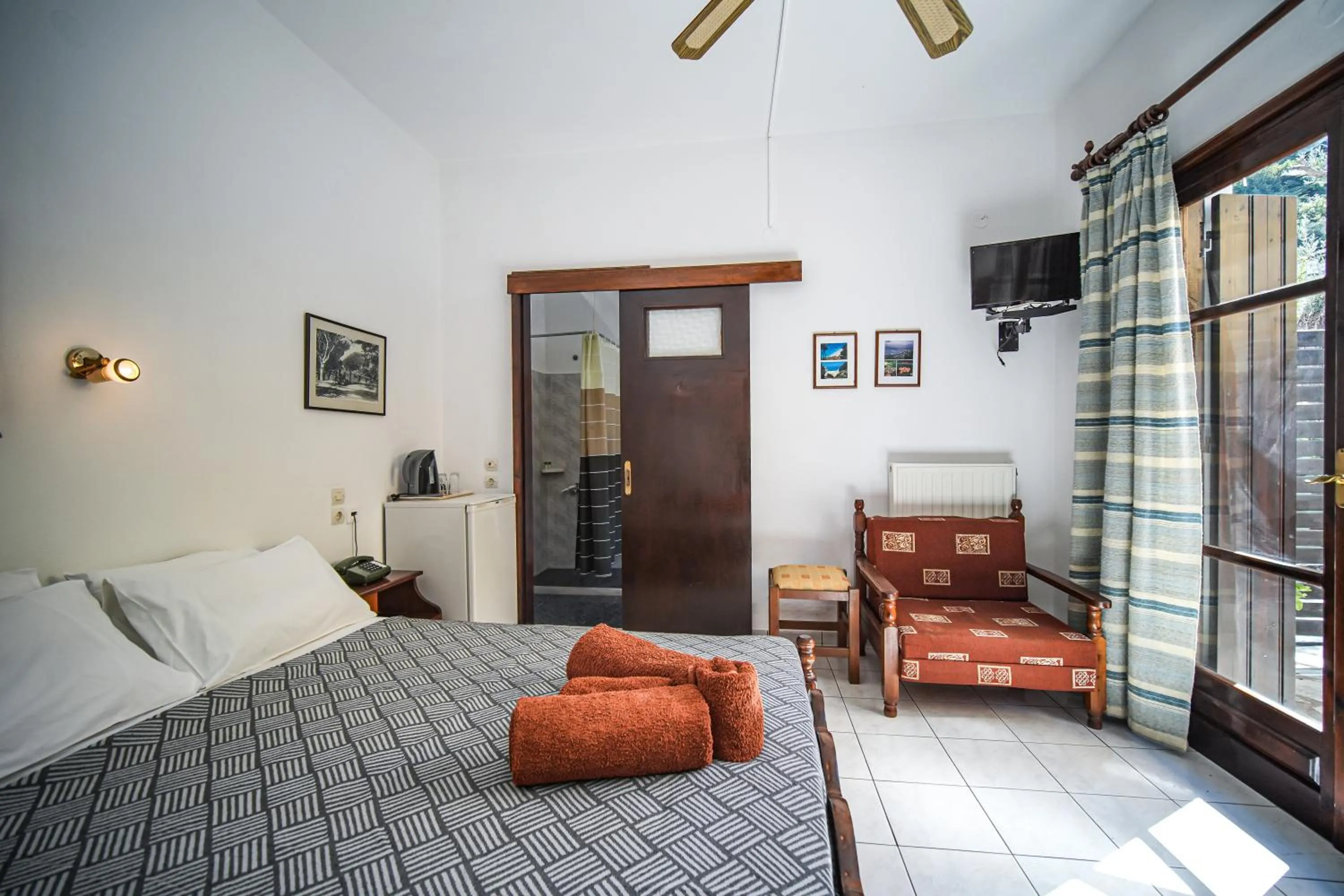 TV and multimedia, Bed in Hotel Hagiati