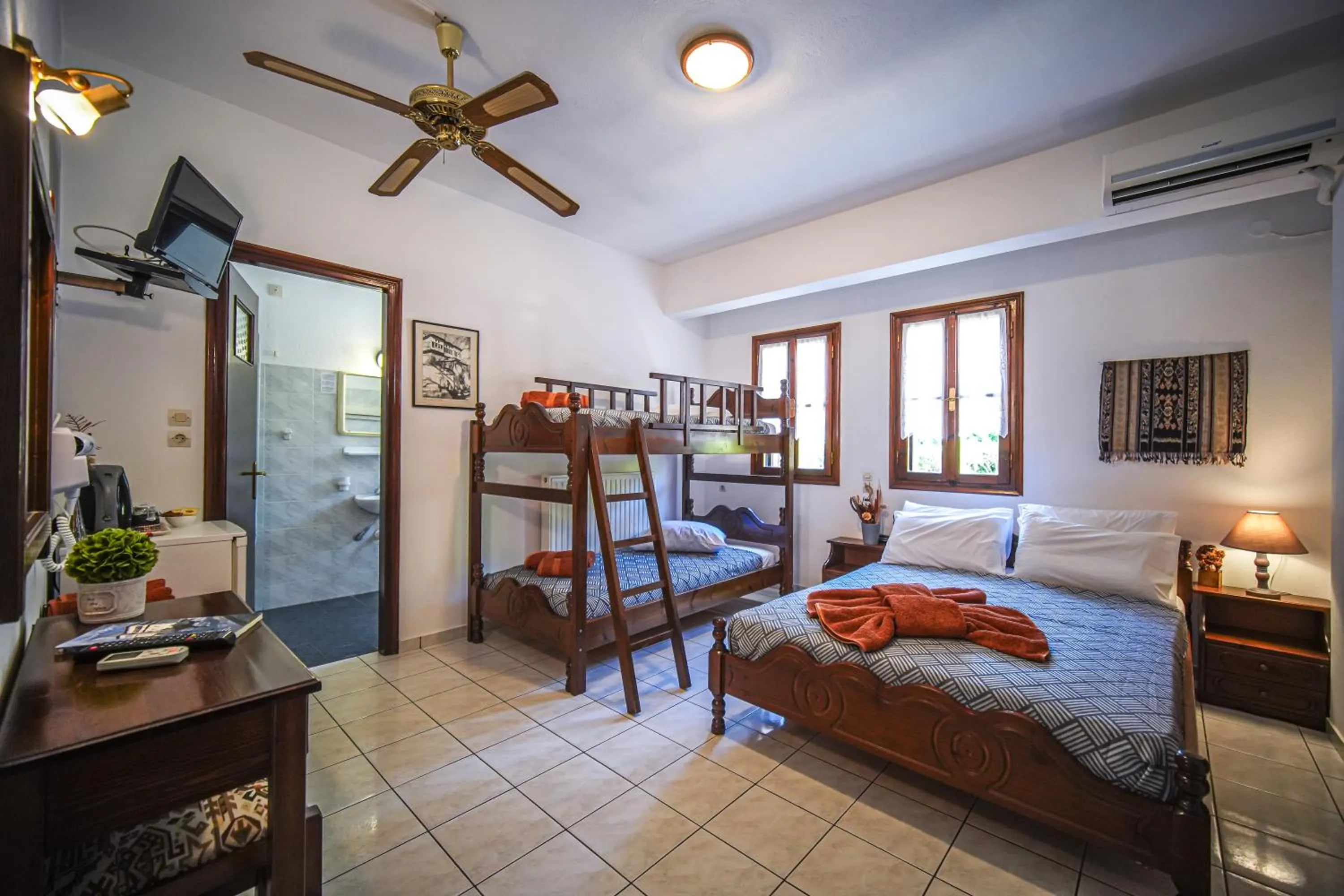 Bed in Hotel Hagiati