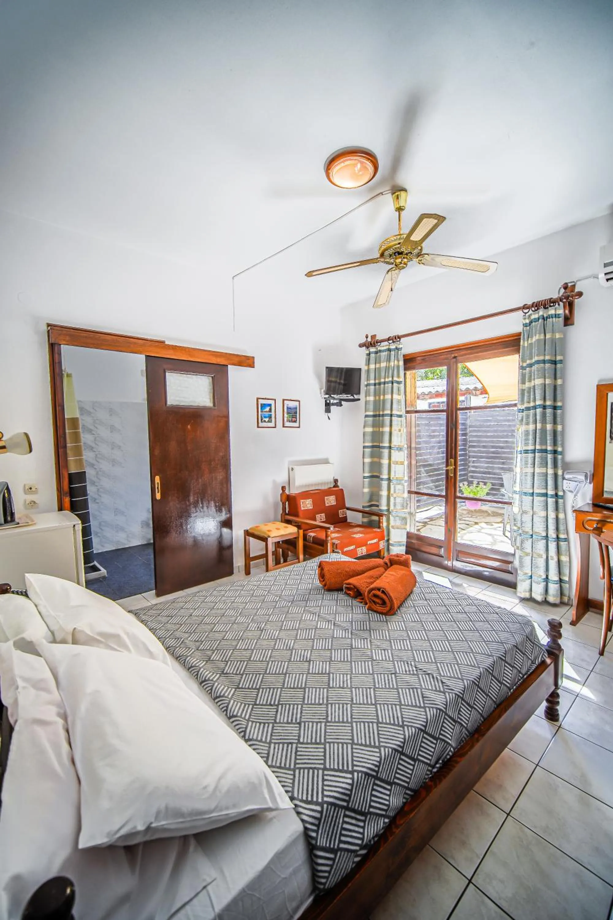 Bed in Hotel Hagiati