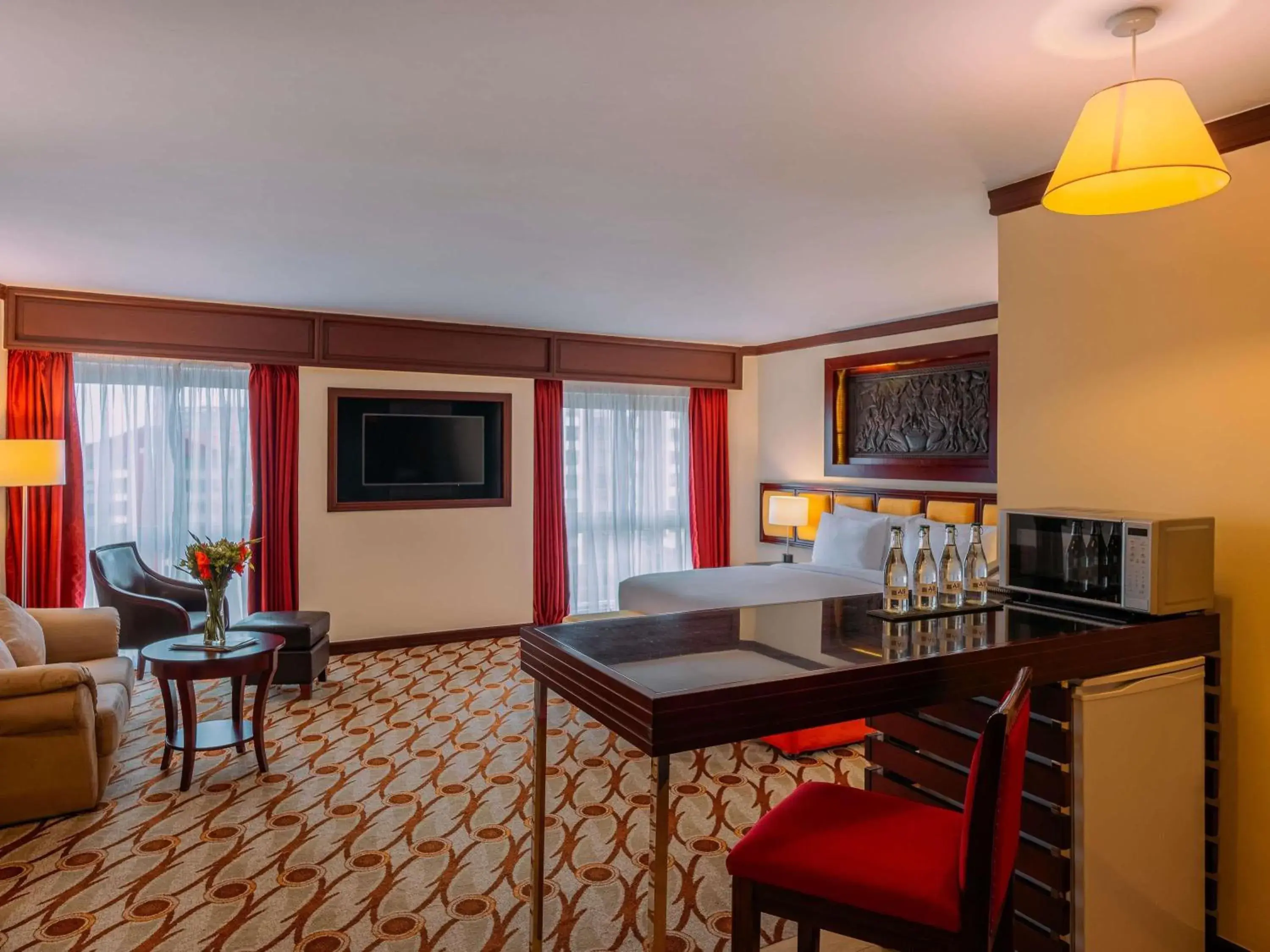 Deluxe King Room in Mövenpick Hotel & Residences Nairobi Deluxe King Room in Mövenpick Hotel & Residences Nairobi