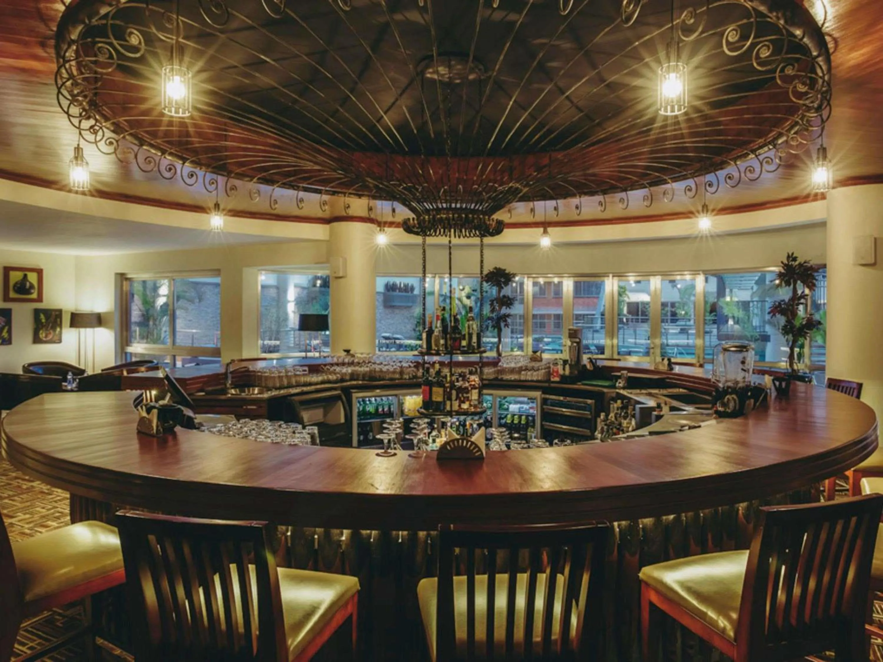 Lounge or bar in Mövenpick Hotel & Residences Nairobi