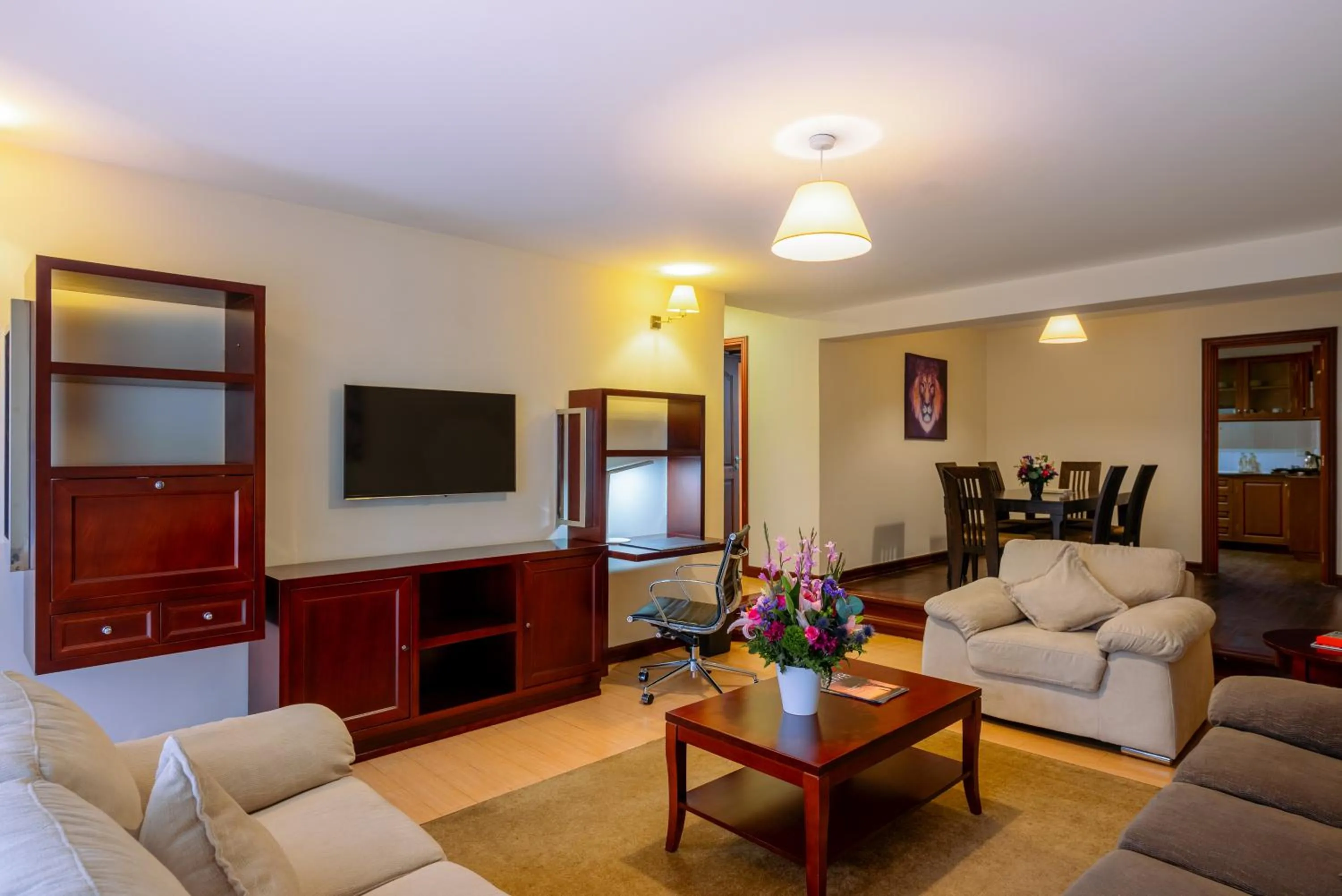 Living room in Mövenpick Hotel & Residences Nairobi