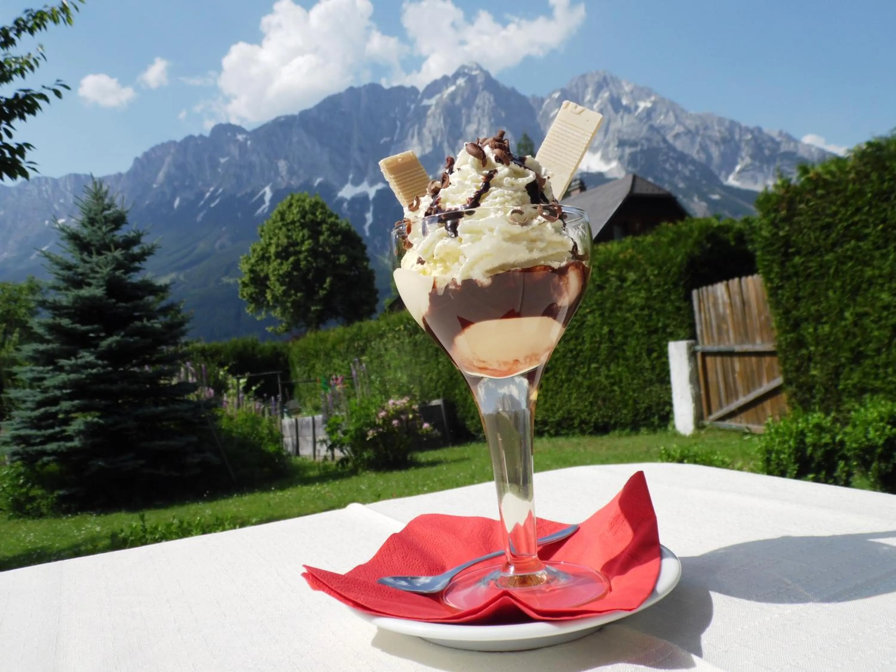 Food in Pension Tilly