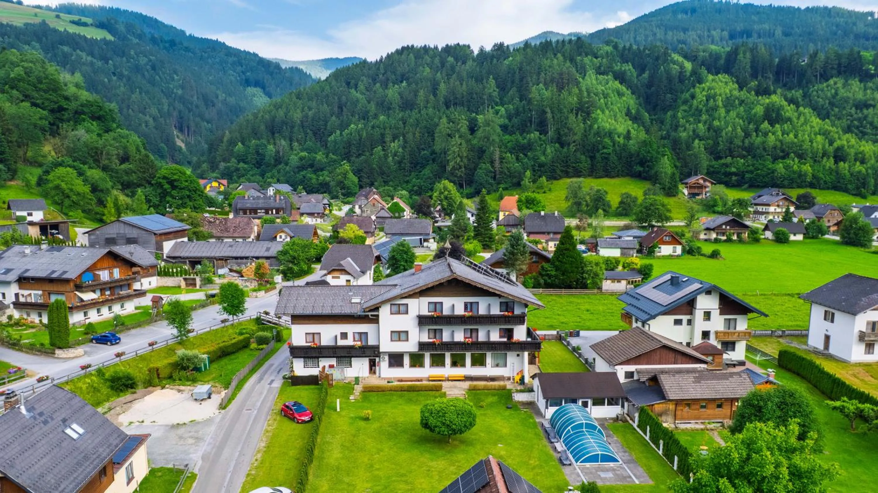 Property building in Pension Tilly