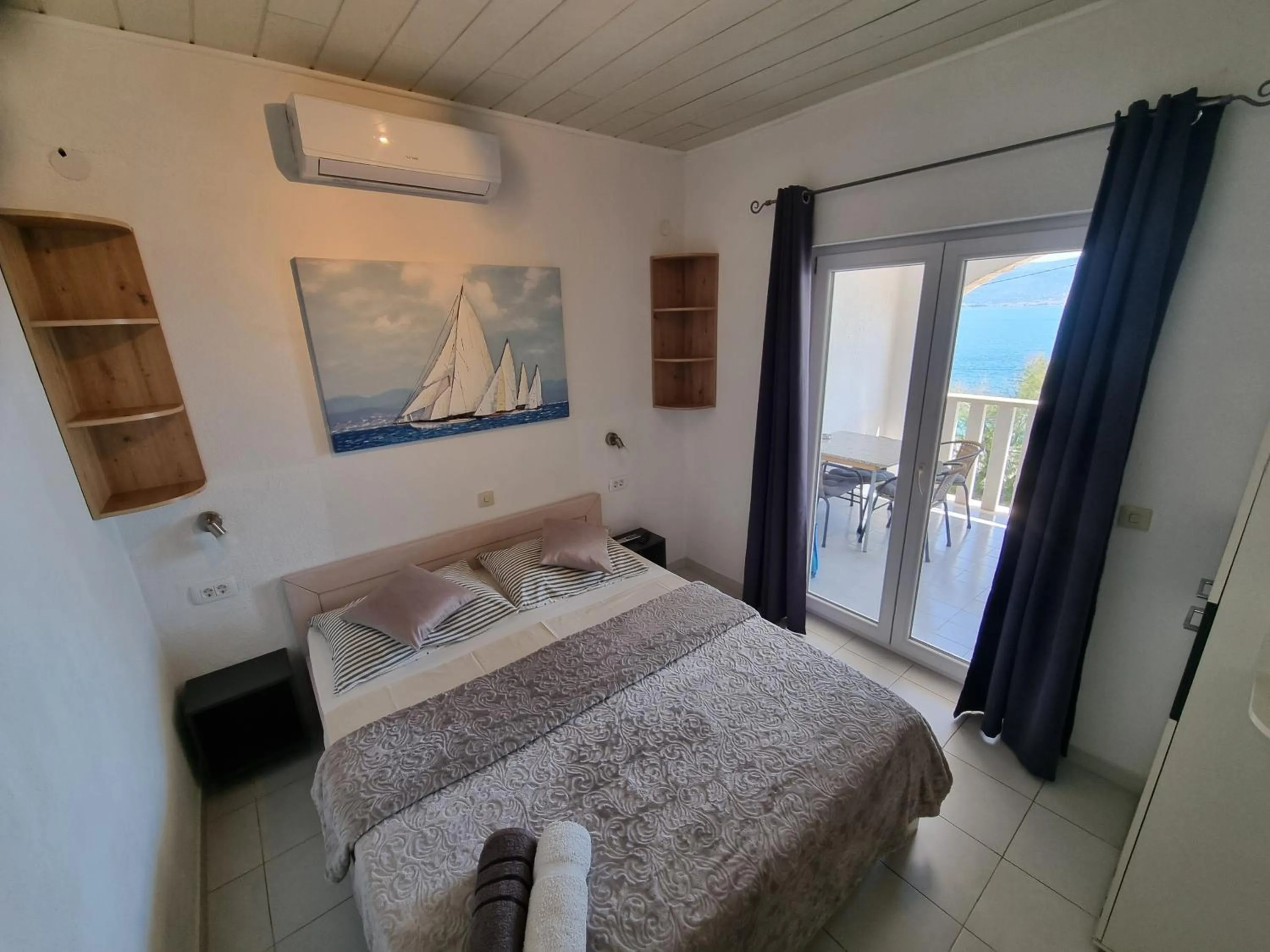 Bedroom, Bed in Villa Ana