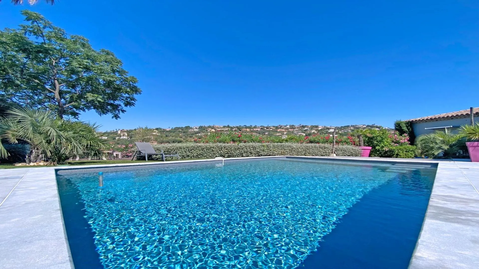 Villa Jade