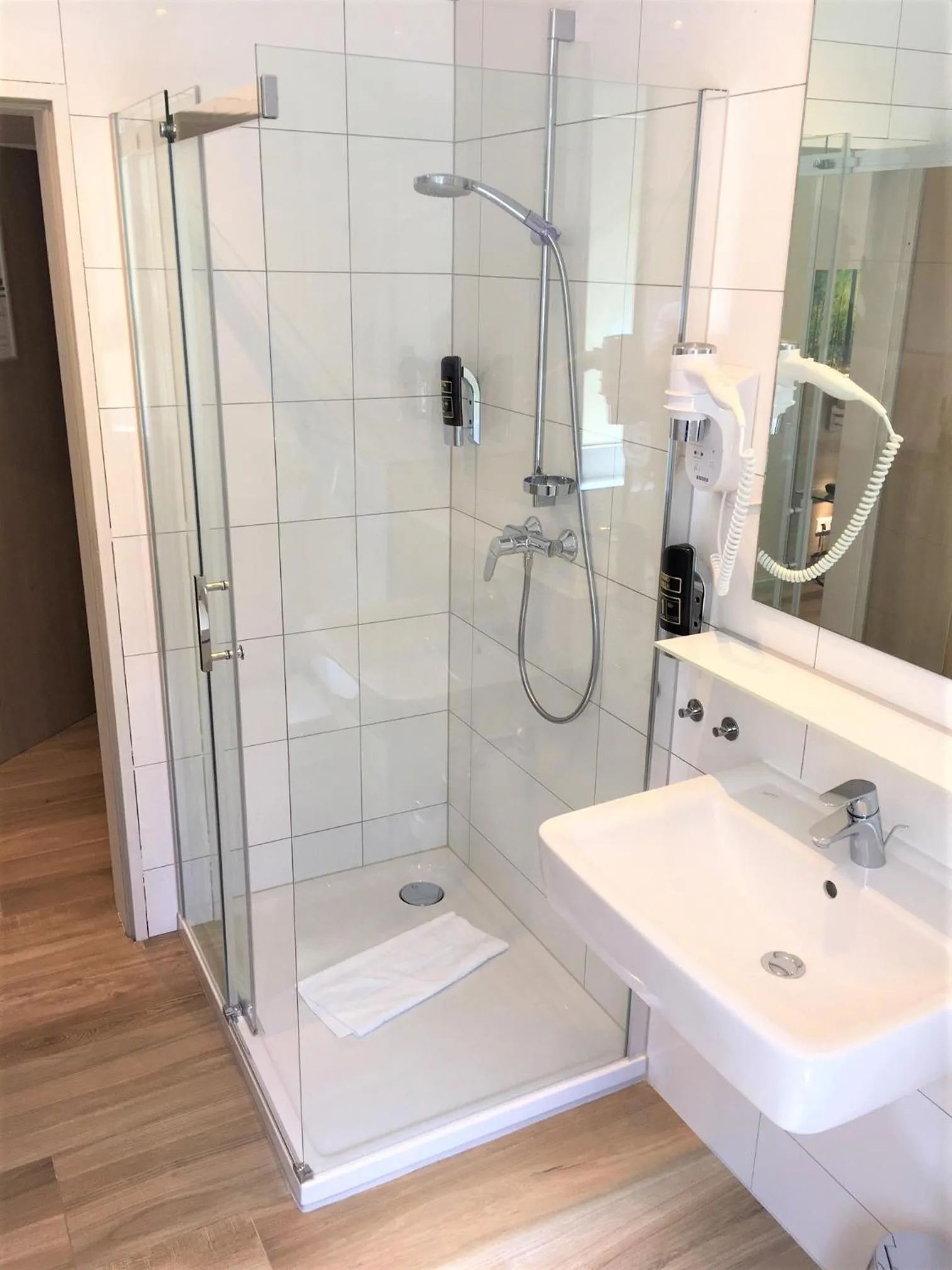 Shower in Hotel Scheid