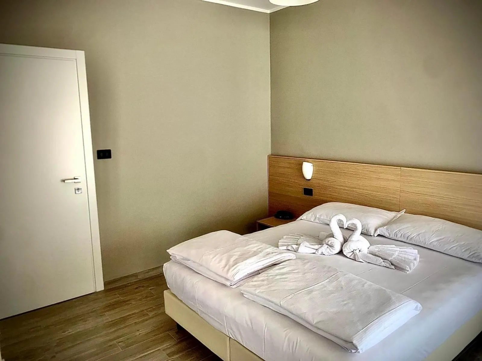 Bed in Hotel Astoria