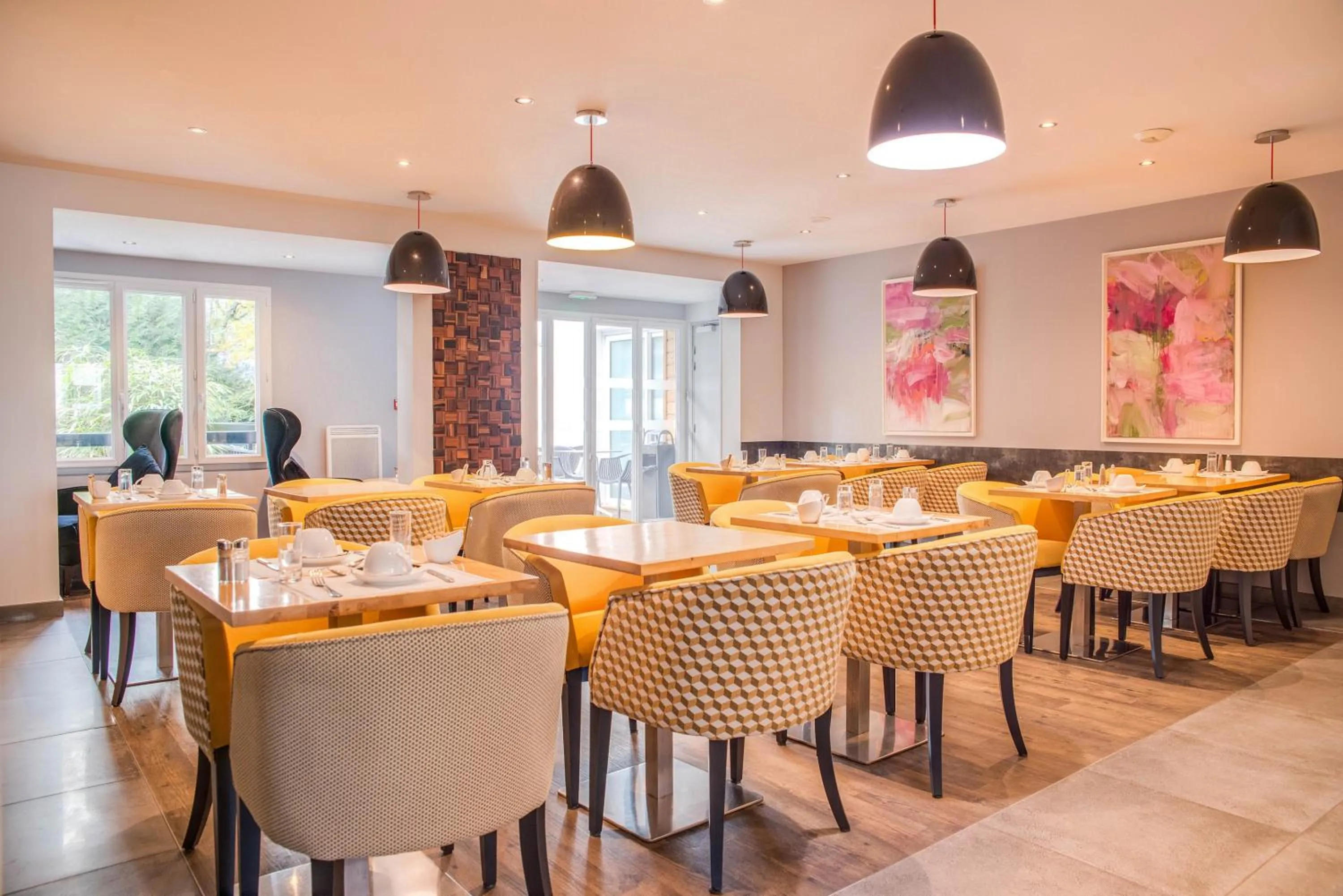 Breakfast in Best Western Hôtel Garden and Spa