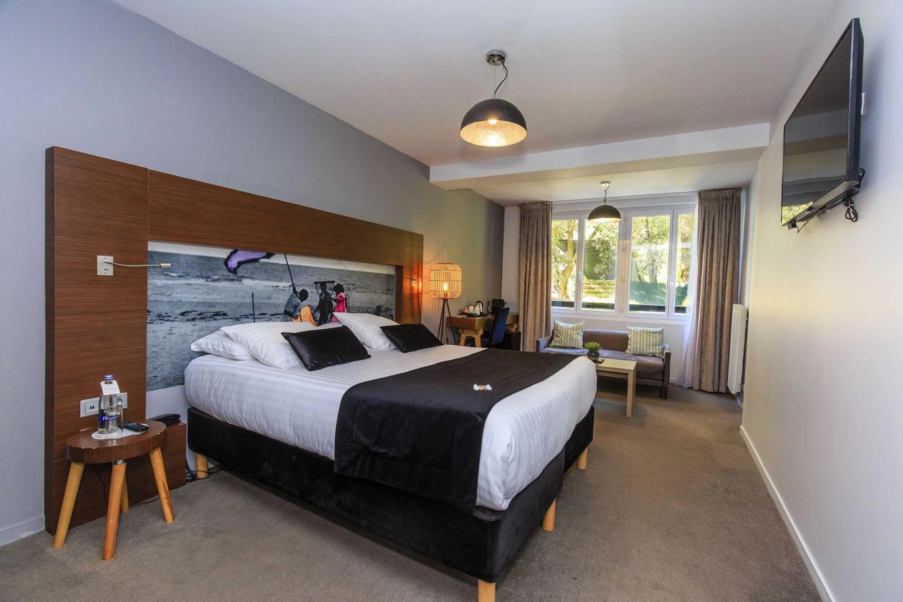 Bed in Best Western Hôtel Garden and Spa