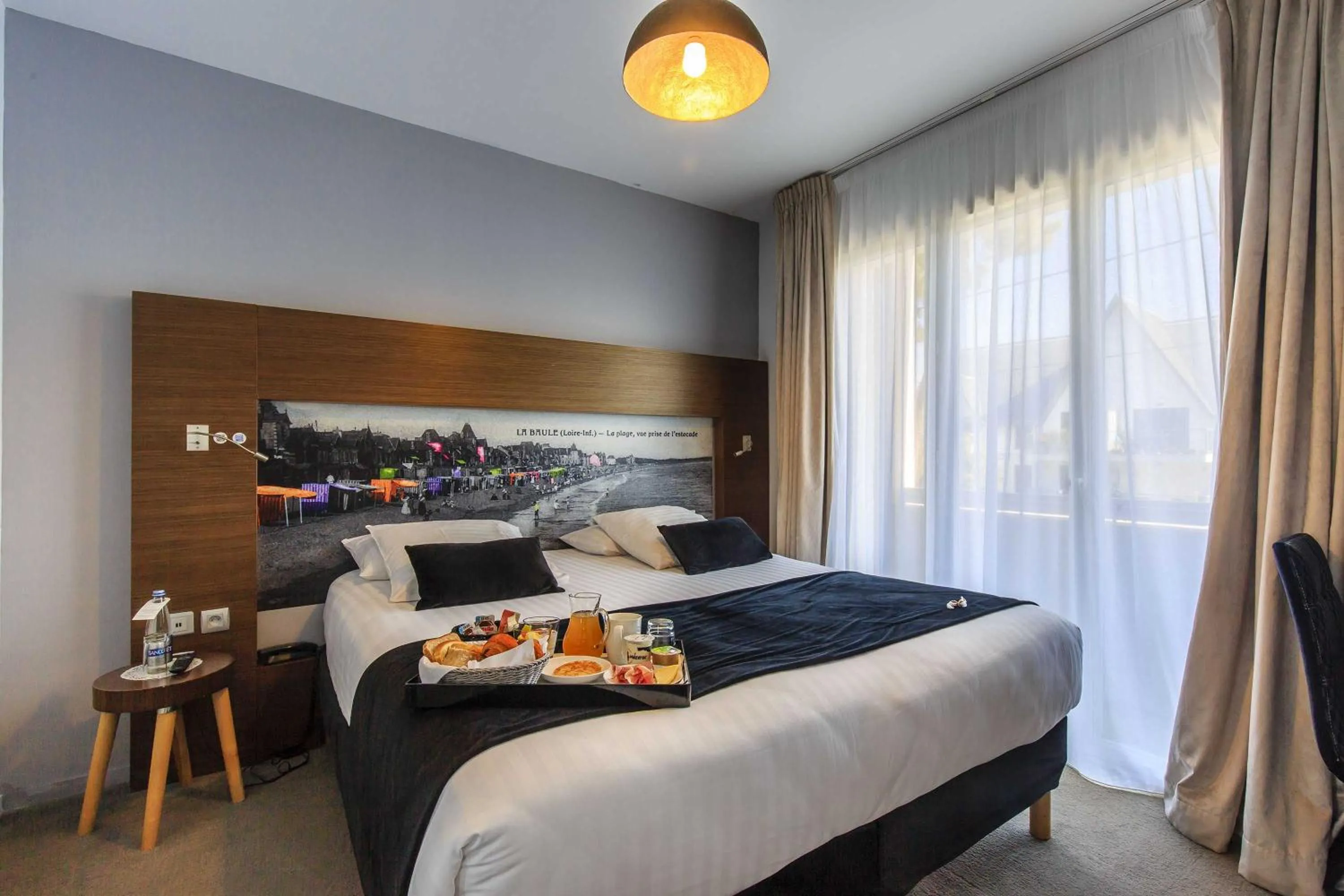 Bed in Best Western Hôtel Garden and Spa