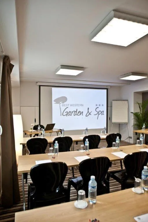 Meeting/conference room in Best Western Hôtel Garden and Spa