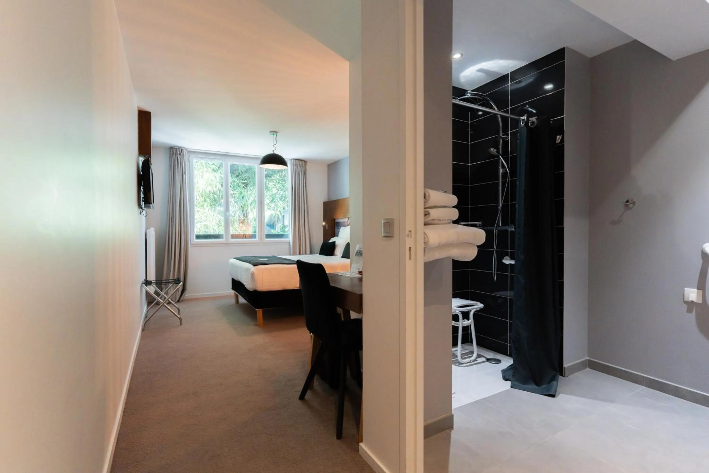 Photo of the whole room in Best Western Hôtel Garden and Spa