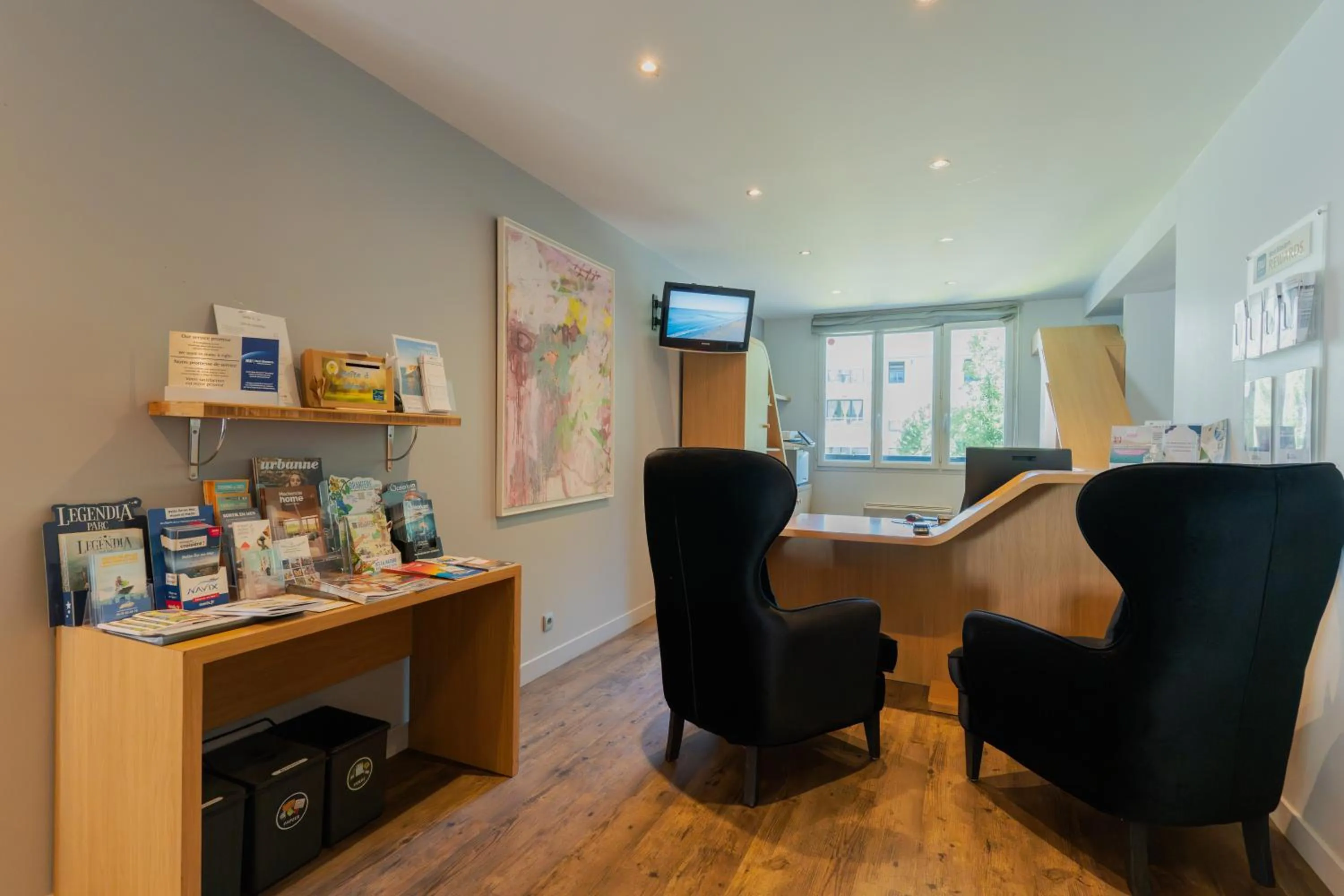 Lobby or reception in Best Western Hôtel Garden and Spa