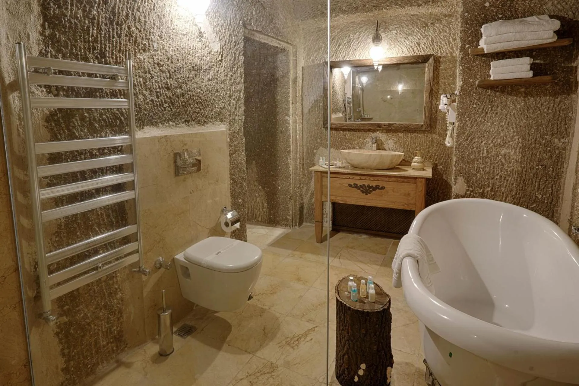 Bathroom in Hera Cave Suites