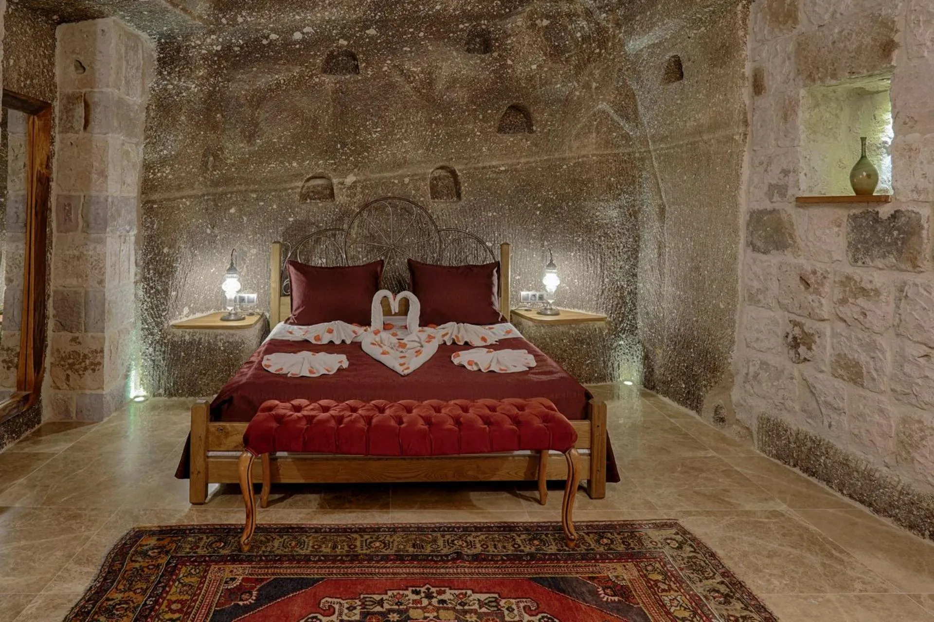 Bedroom in Hera Cave Suites