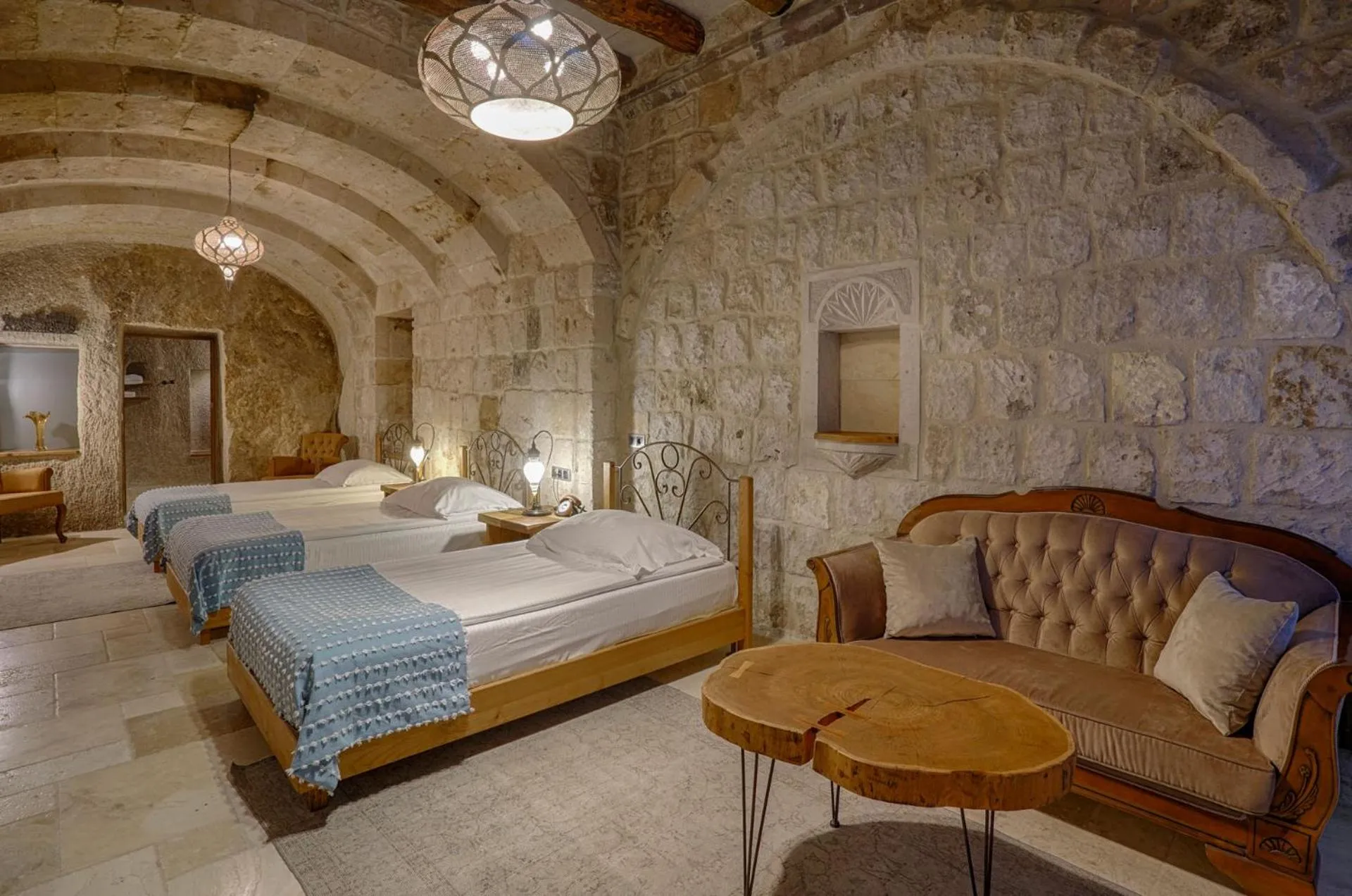Bedroom, Bed in Hera Cave Suites