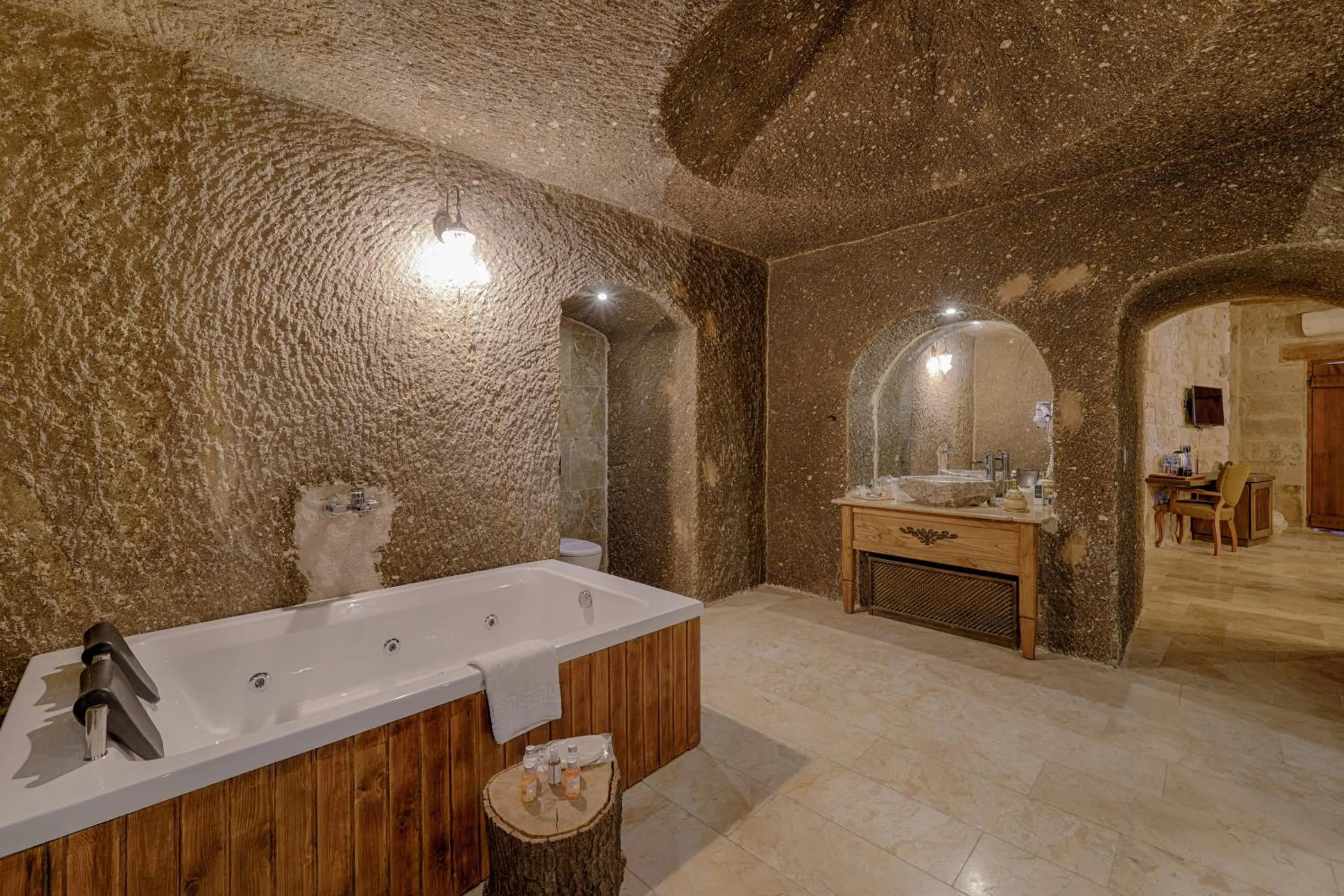 Bathroom in Hera Cave Suites