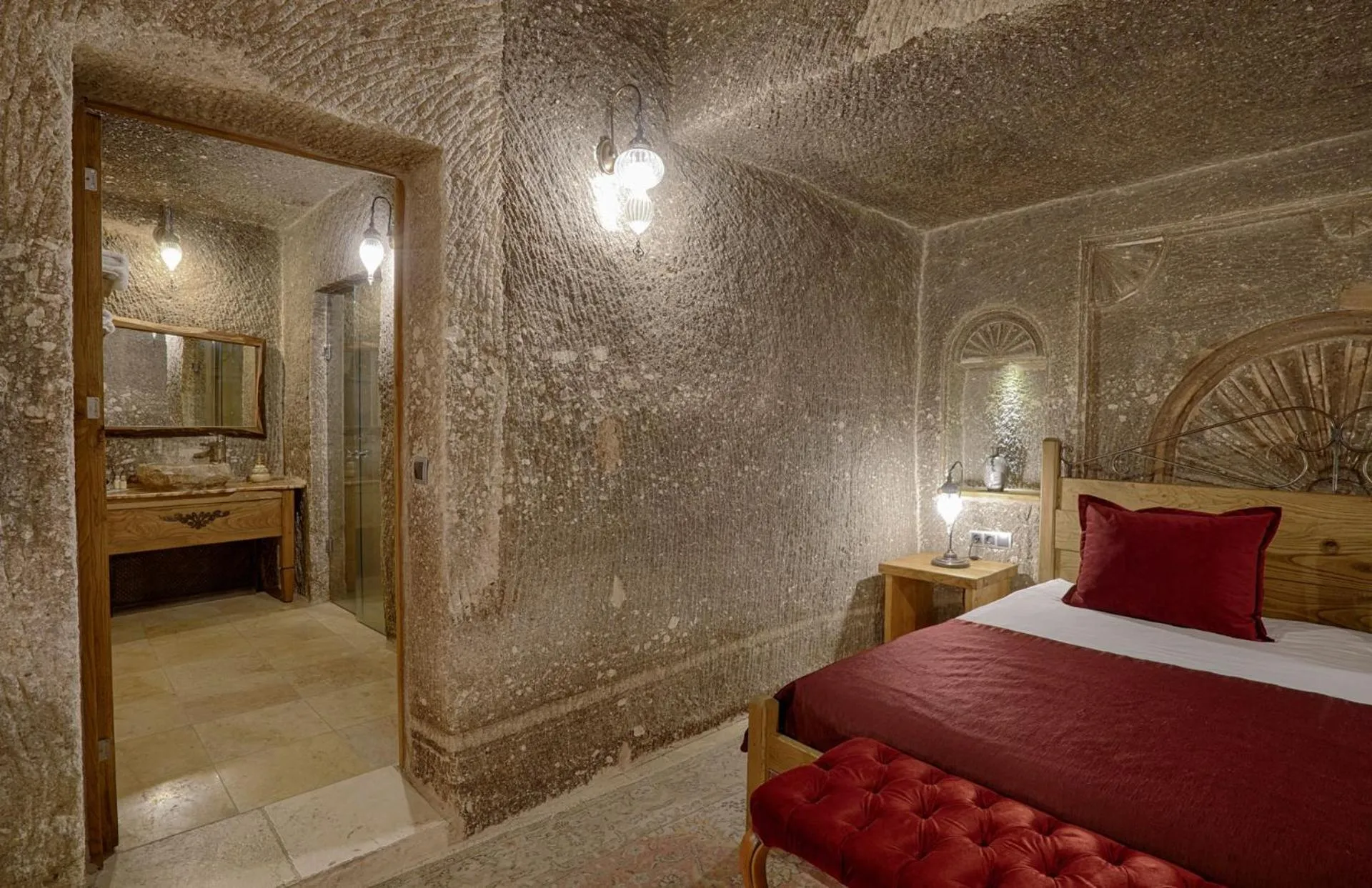 Bedroom, Bed in Hera Cave Suites