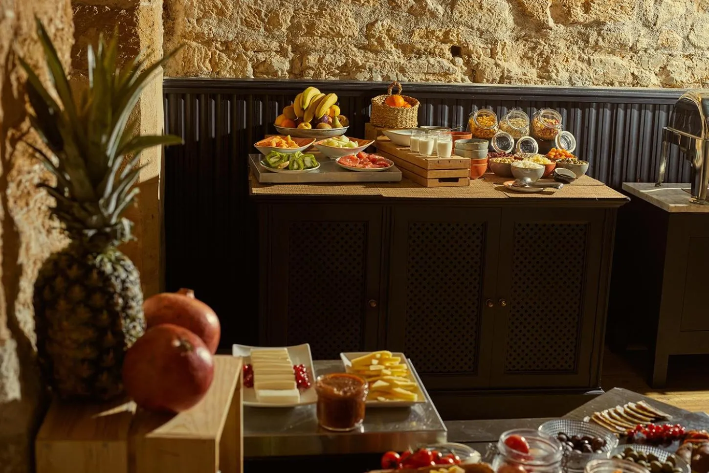 Buffet breakfast in Hotel Born