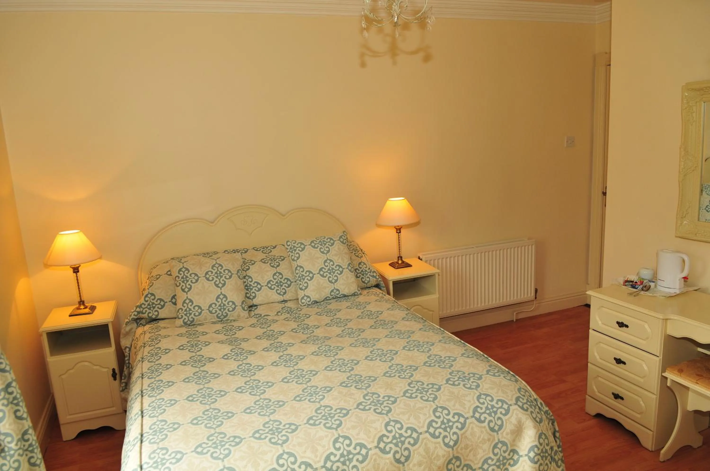 Bedroom in Killererin House B&B