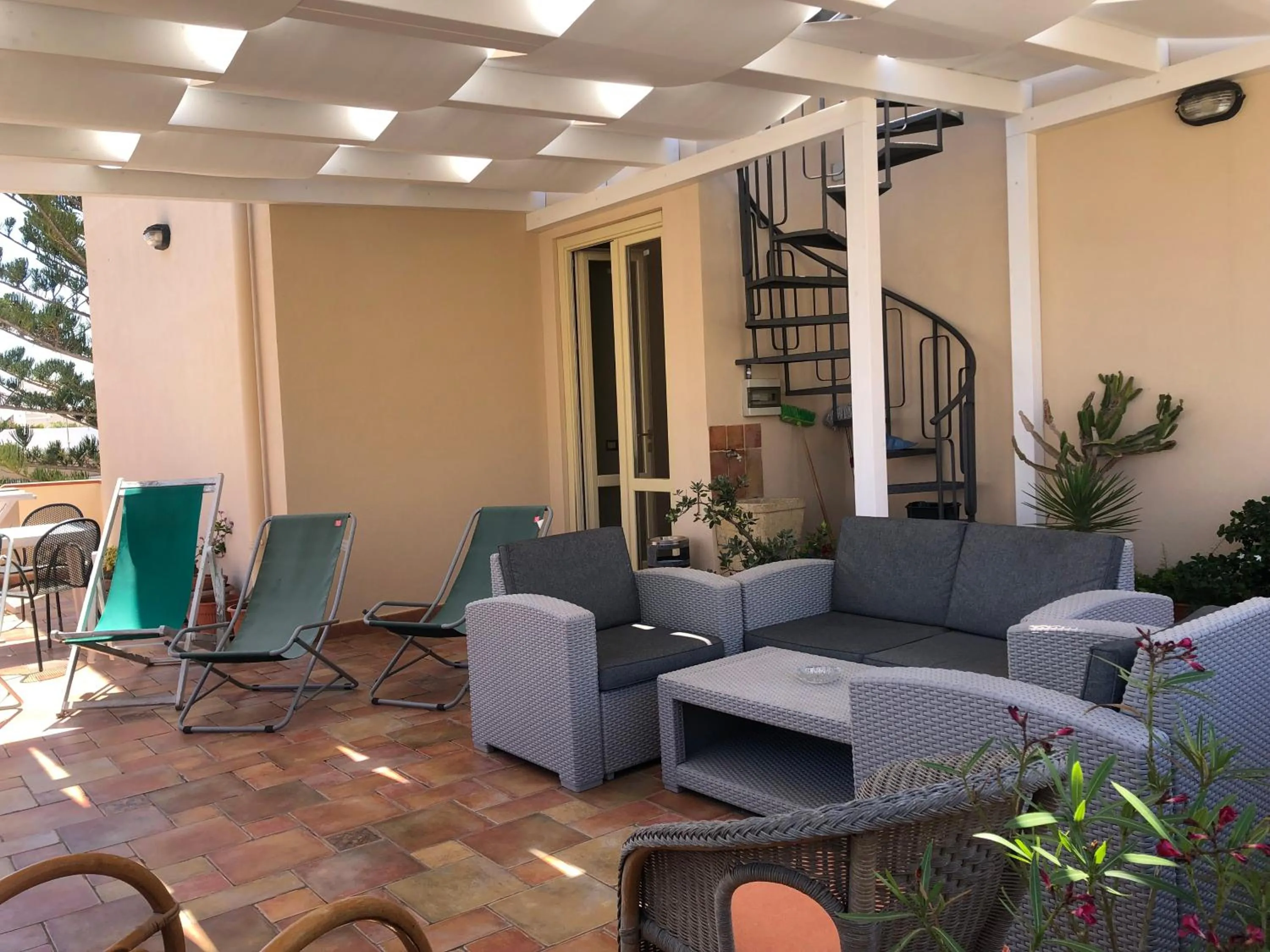 Garden in Albergo Bouganville