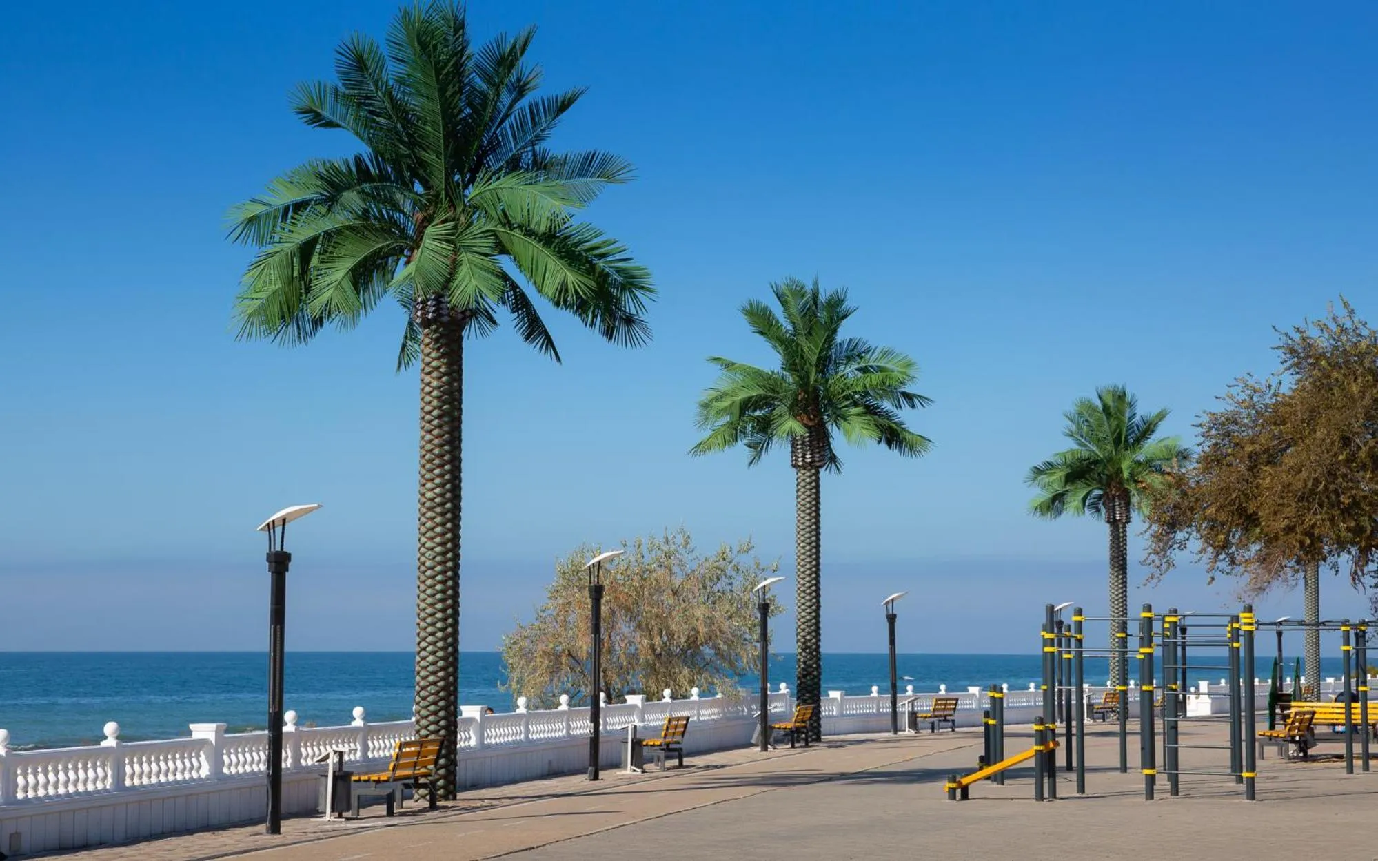 Hiking in Renaissance by Sulo