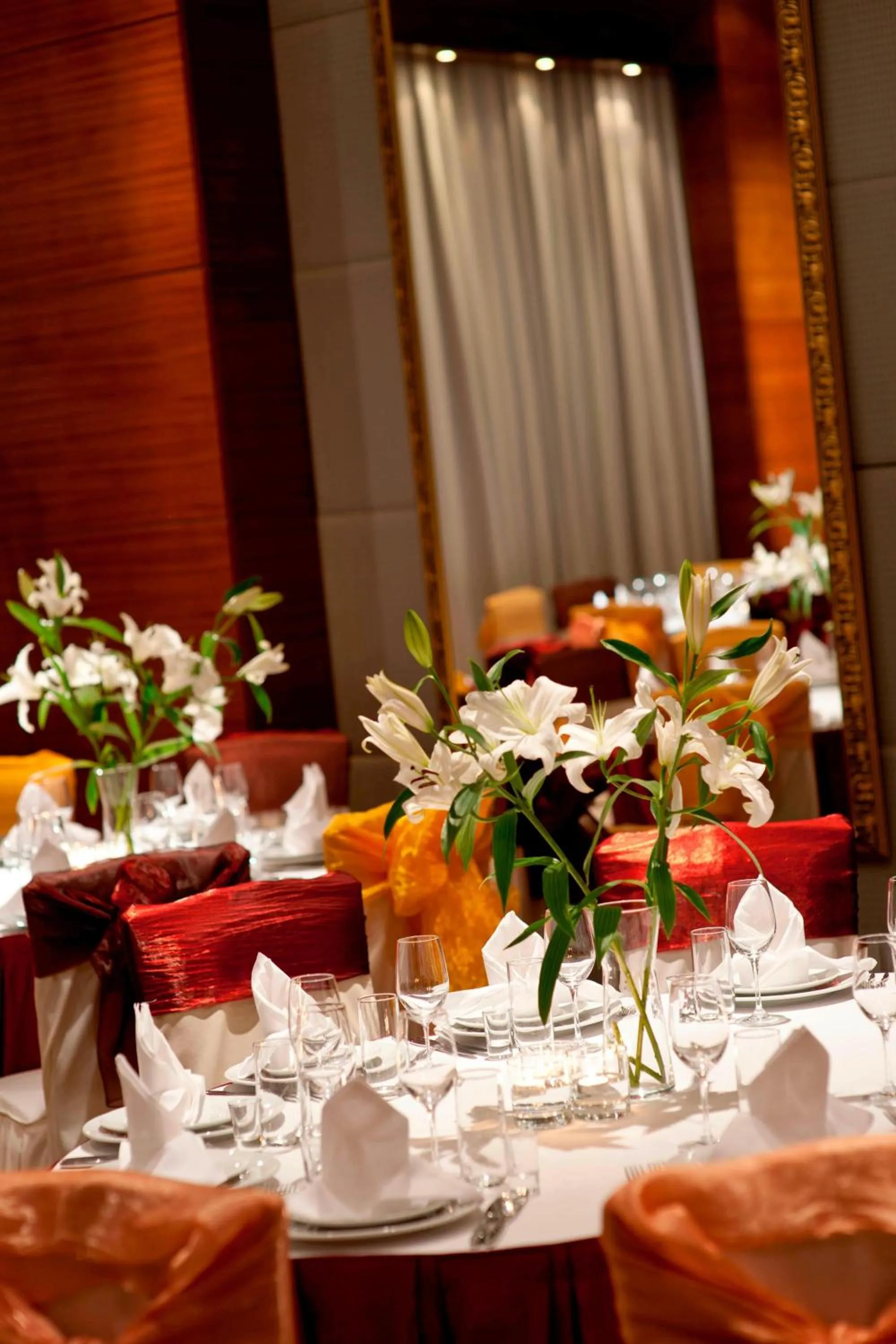 Lobby or reception in Renaissance by Sulo