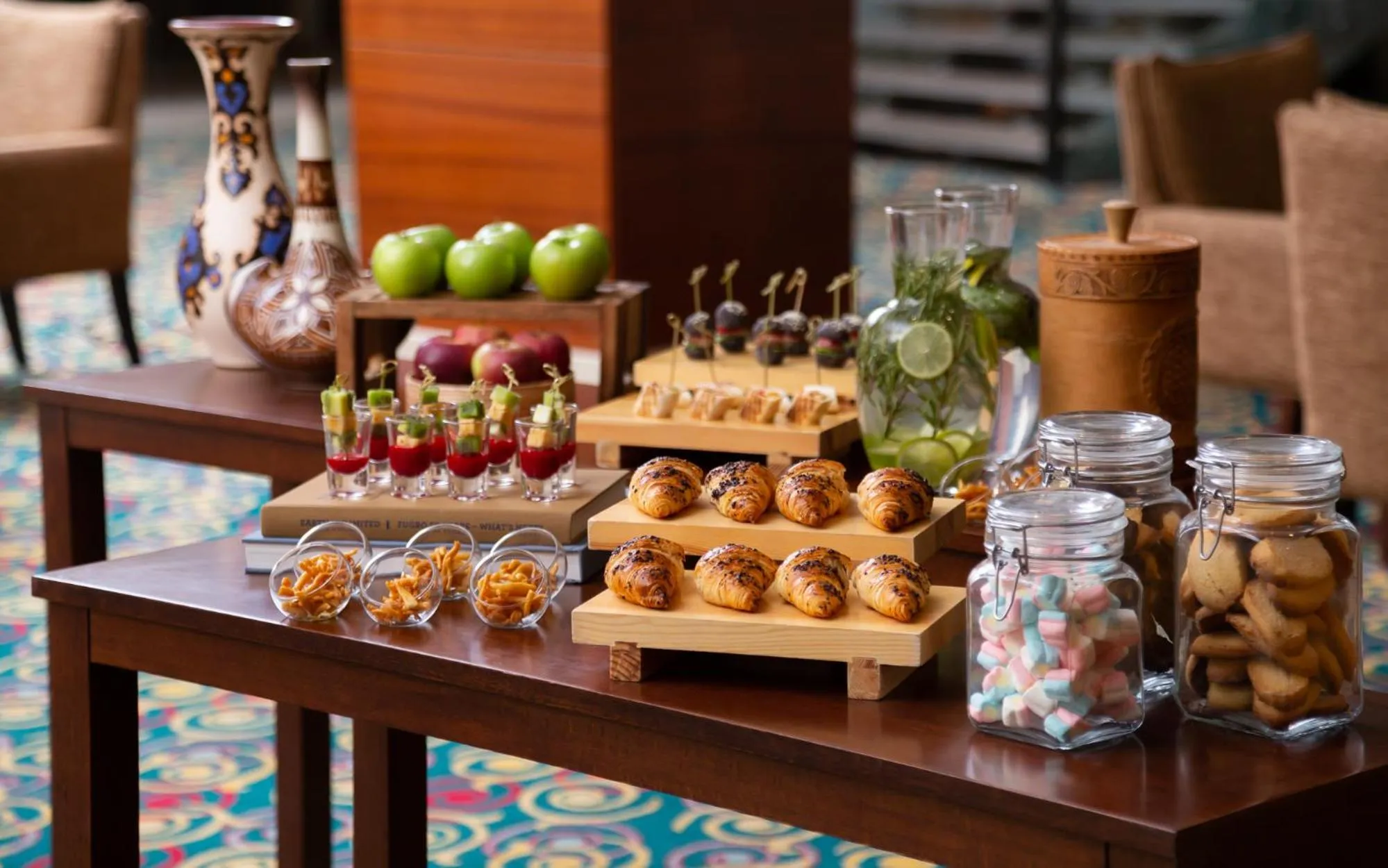 Meeting/conference room in Renaissance by Sulo