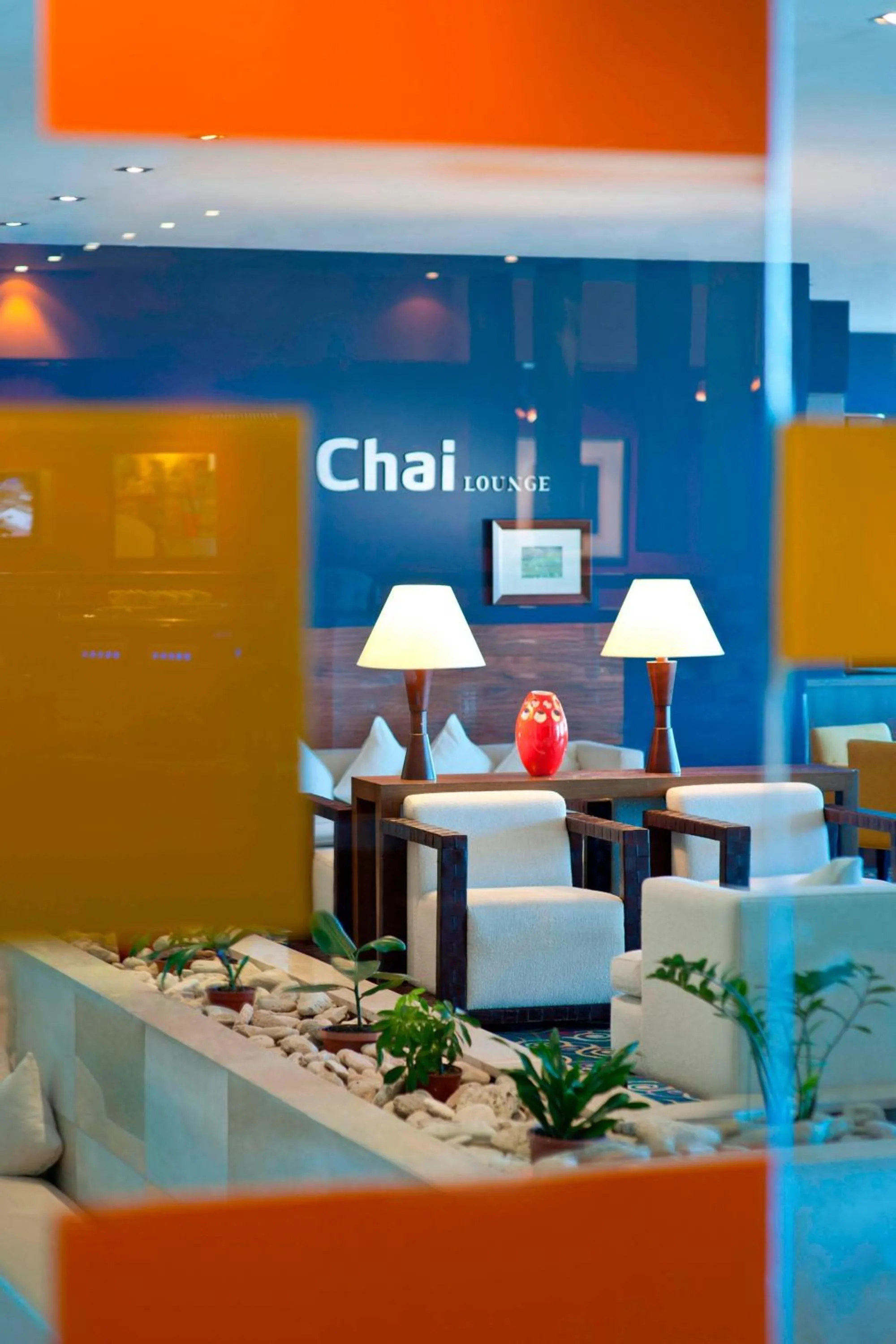 Lounge or bar in Renaissance by Sulo