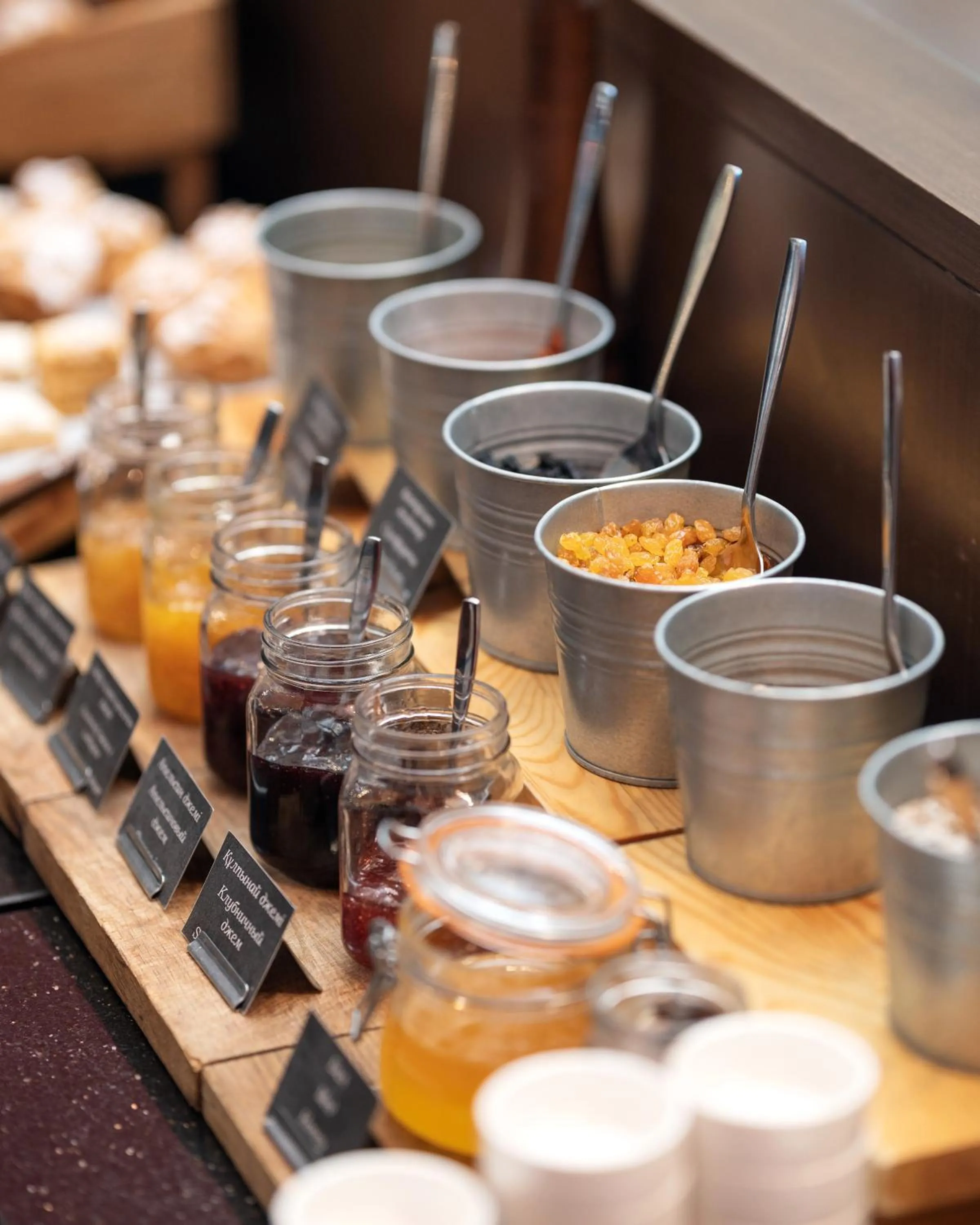 Restaurant/places to eat in Renaissance by Sulo