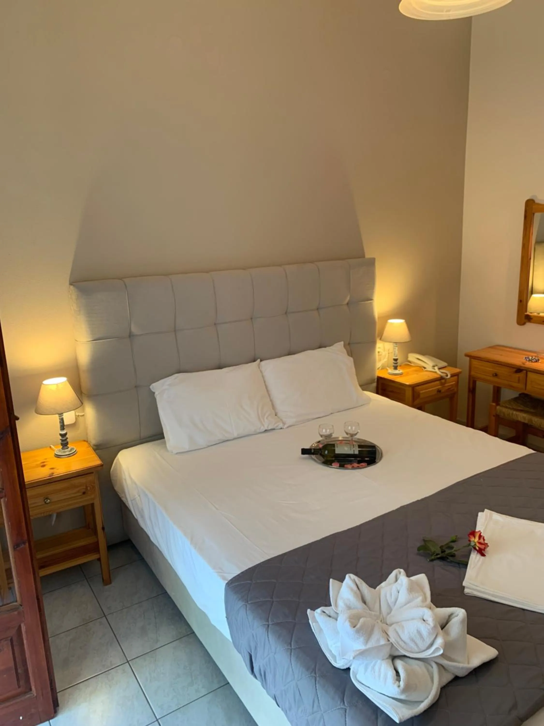 Bedroom, Bed in Hotel Eleana