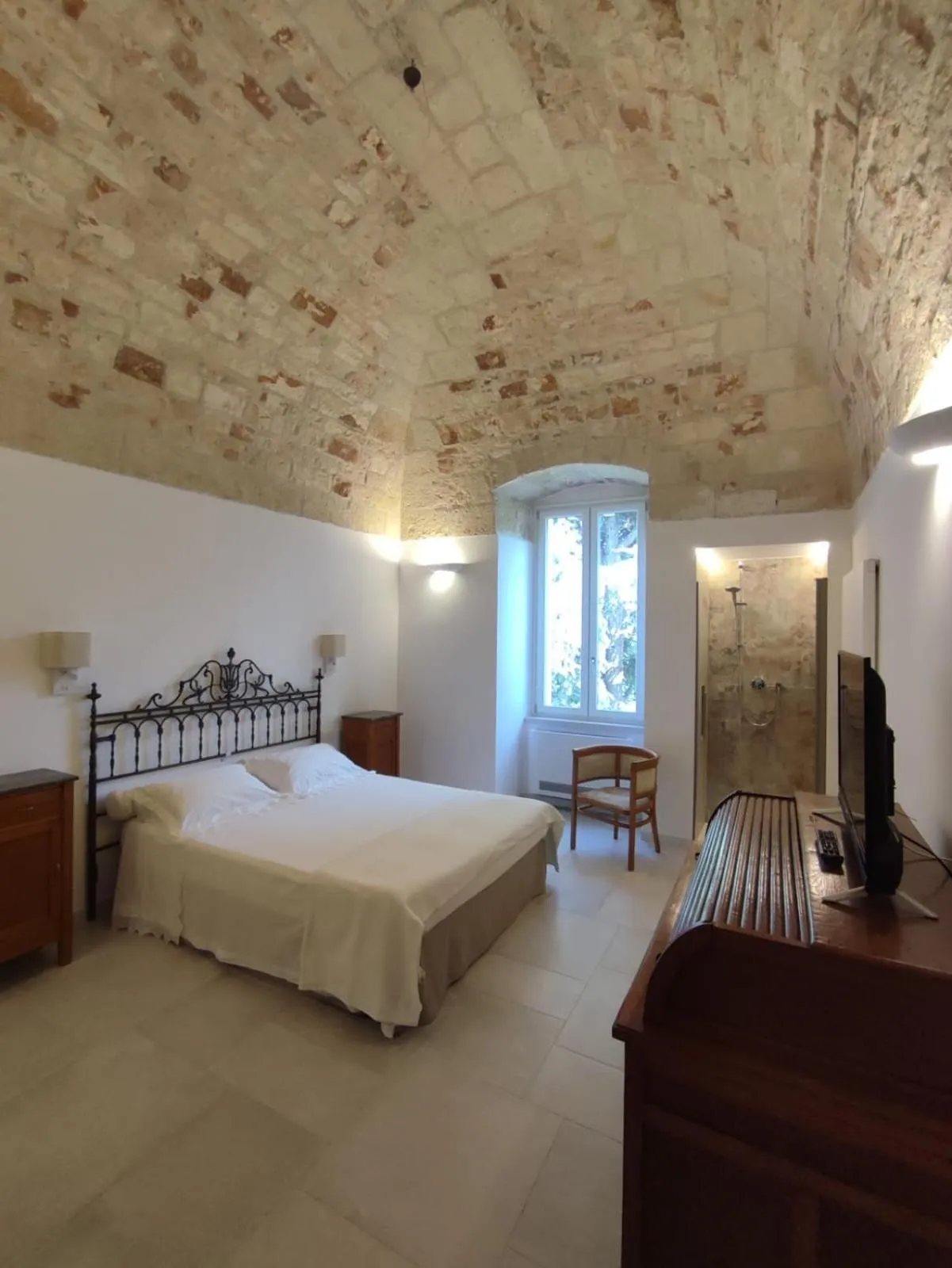 Bedroom, Bed in Villa Ostuni
